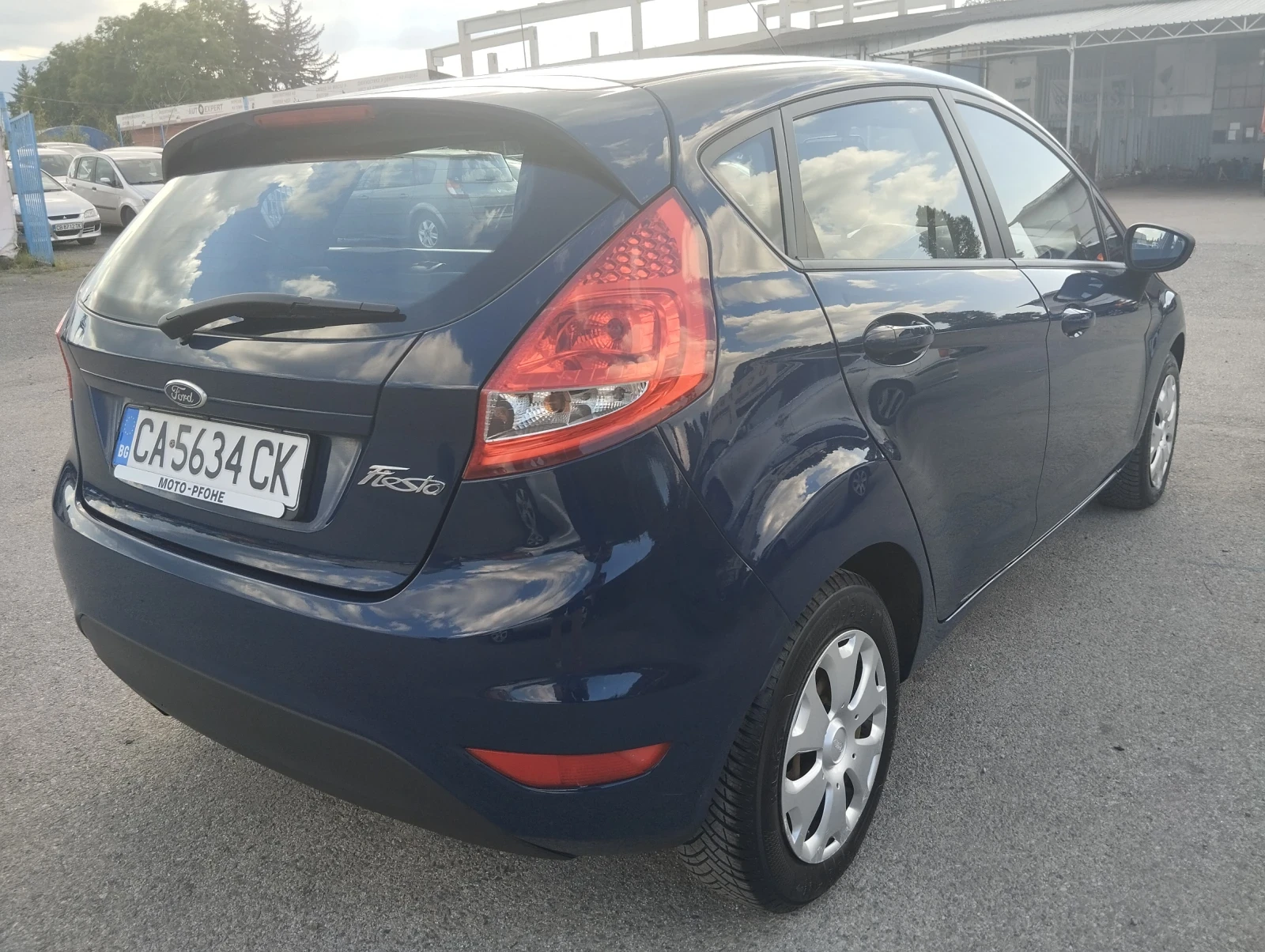 Ford Fiesta МК8, снимка 13 - Автомобили и джипове - 54712953