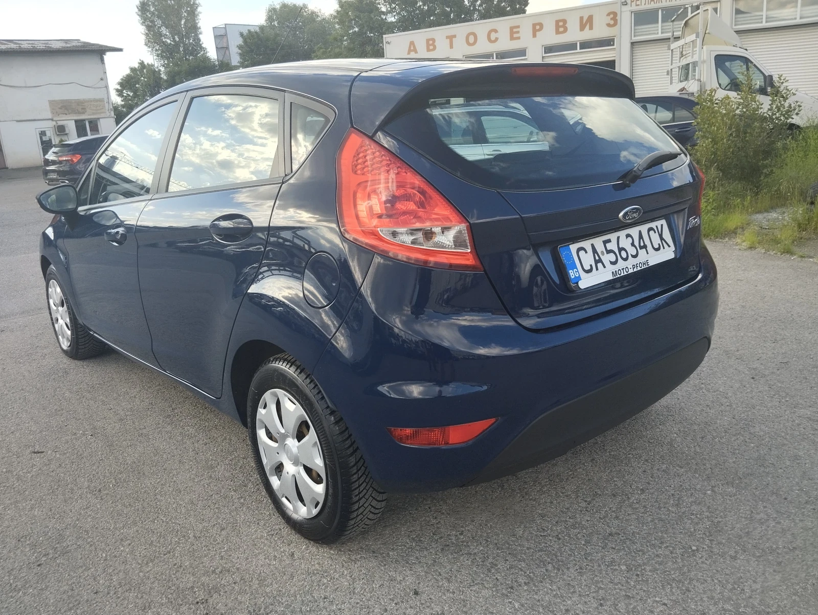 Ford Fiesta МК8, снимка 15 - Автомобили и джипове - 54712953