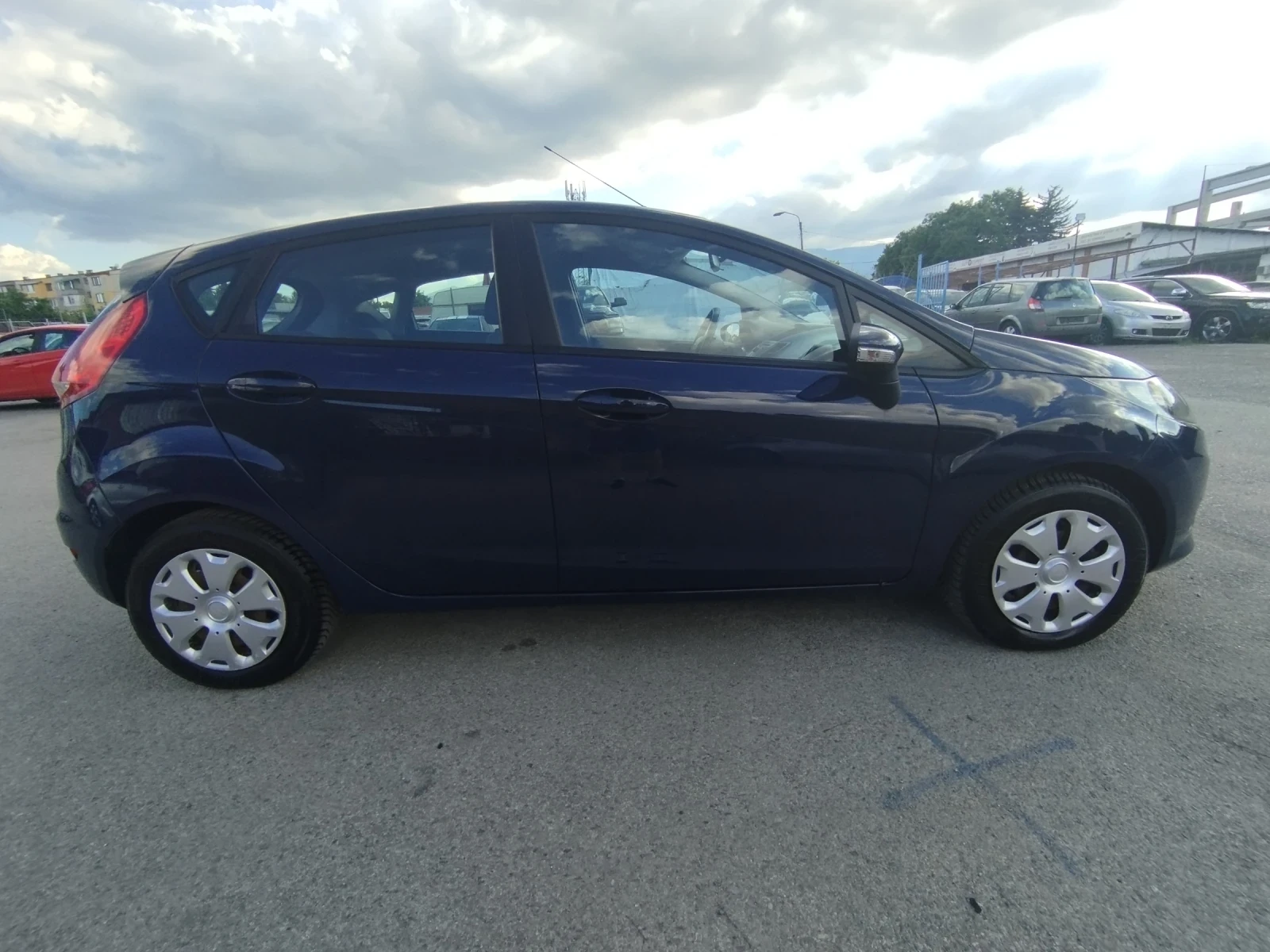 Ford Fiesta МК8, снимка 12 - Автомобили и джипове - 54712953