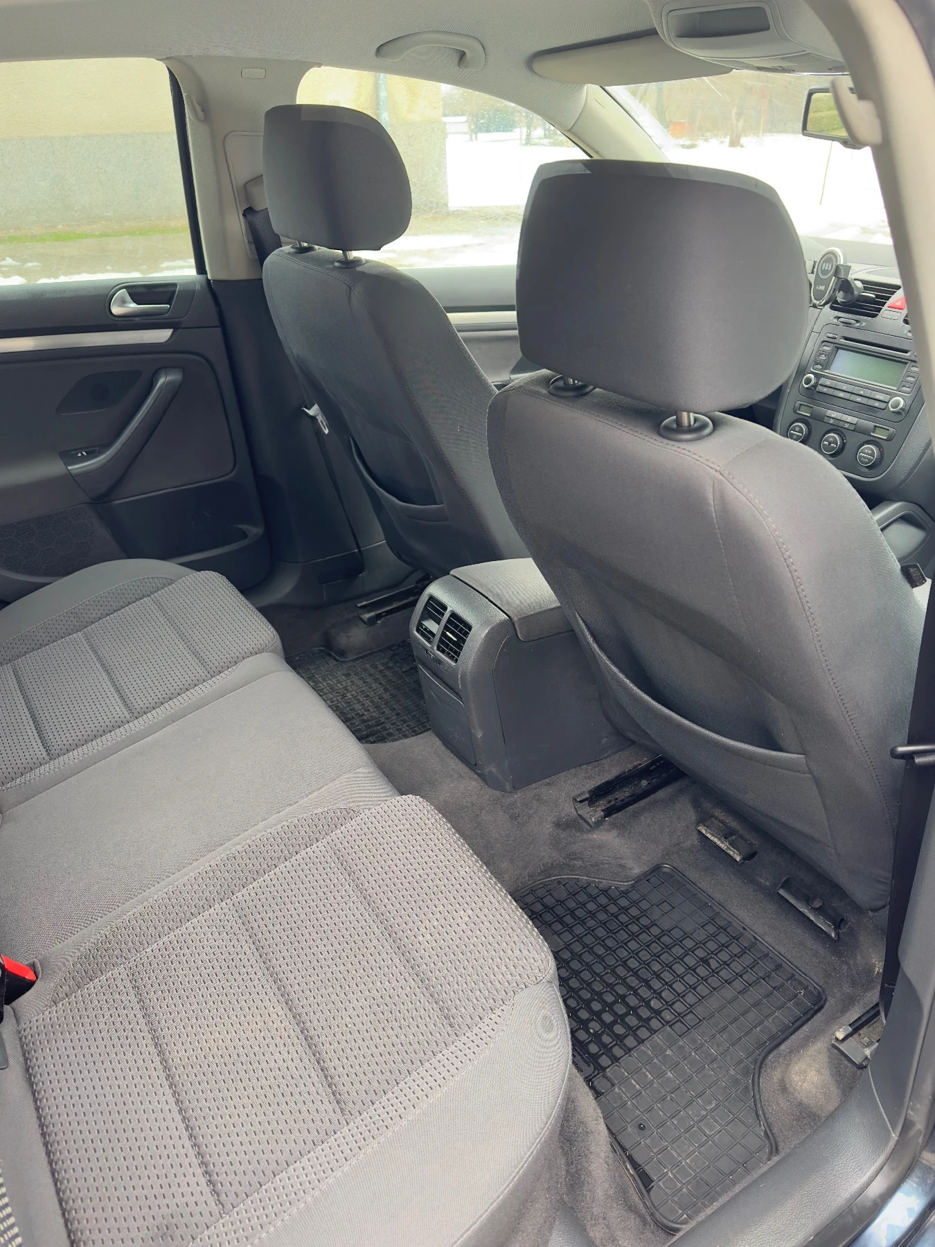 VW Jetta 1.9TDi, снимка 9 - Автомобили и джипове - 55424704