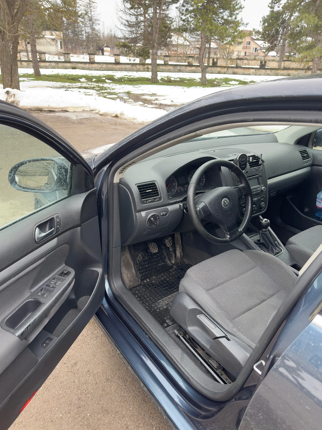 VW Jetta 1.9TDi, снимка 6 - Автомобили и джипове - 55424704