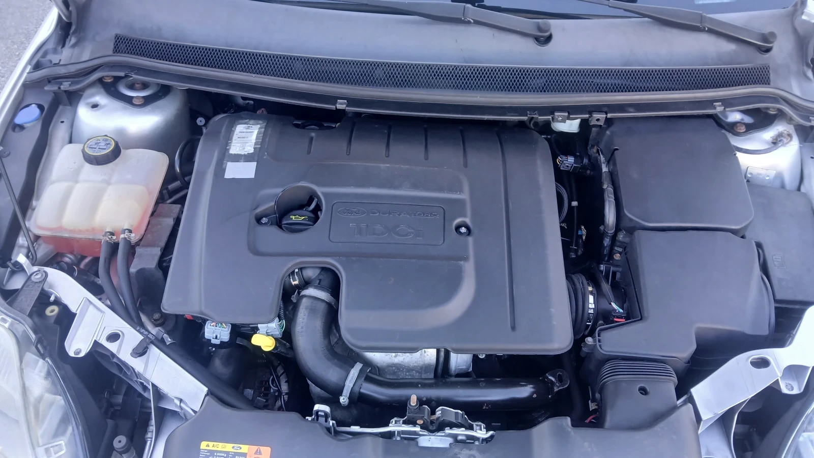Ford Focus 1.6HDI 90кс, снимка 11 - Автомобили и джипове - 55468015