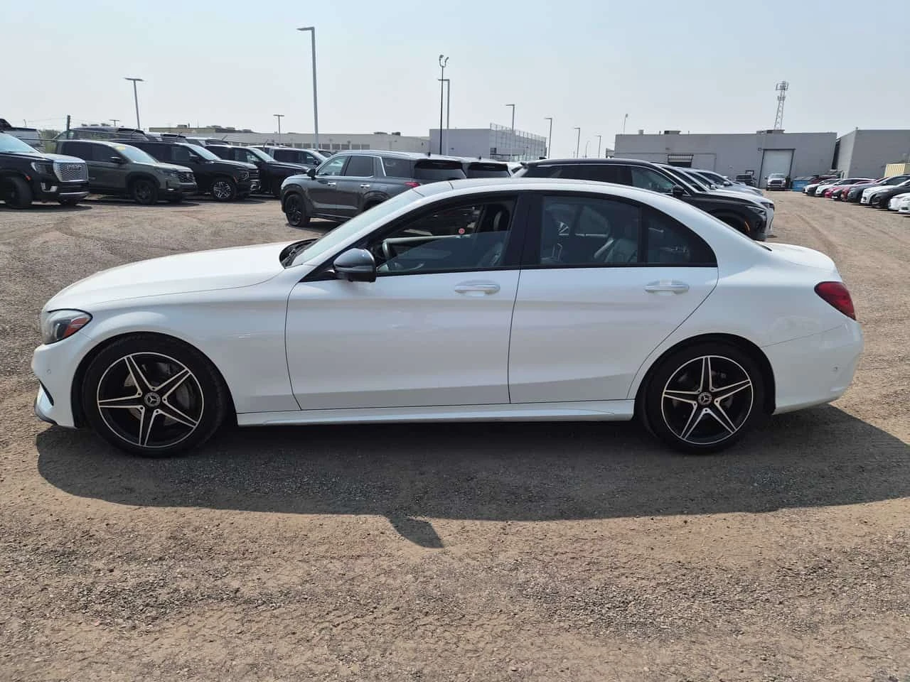Mercedes-Benz C 300 * АВТОКРЕДИТ БЕЗ ПЪРВОНАЧАЛНА ВНОСКА* , снимка 2 - Автомобили и джипове - 55470483
