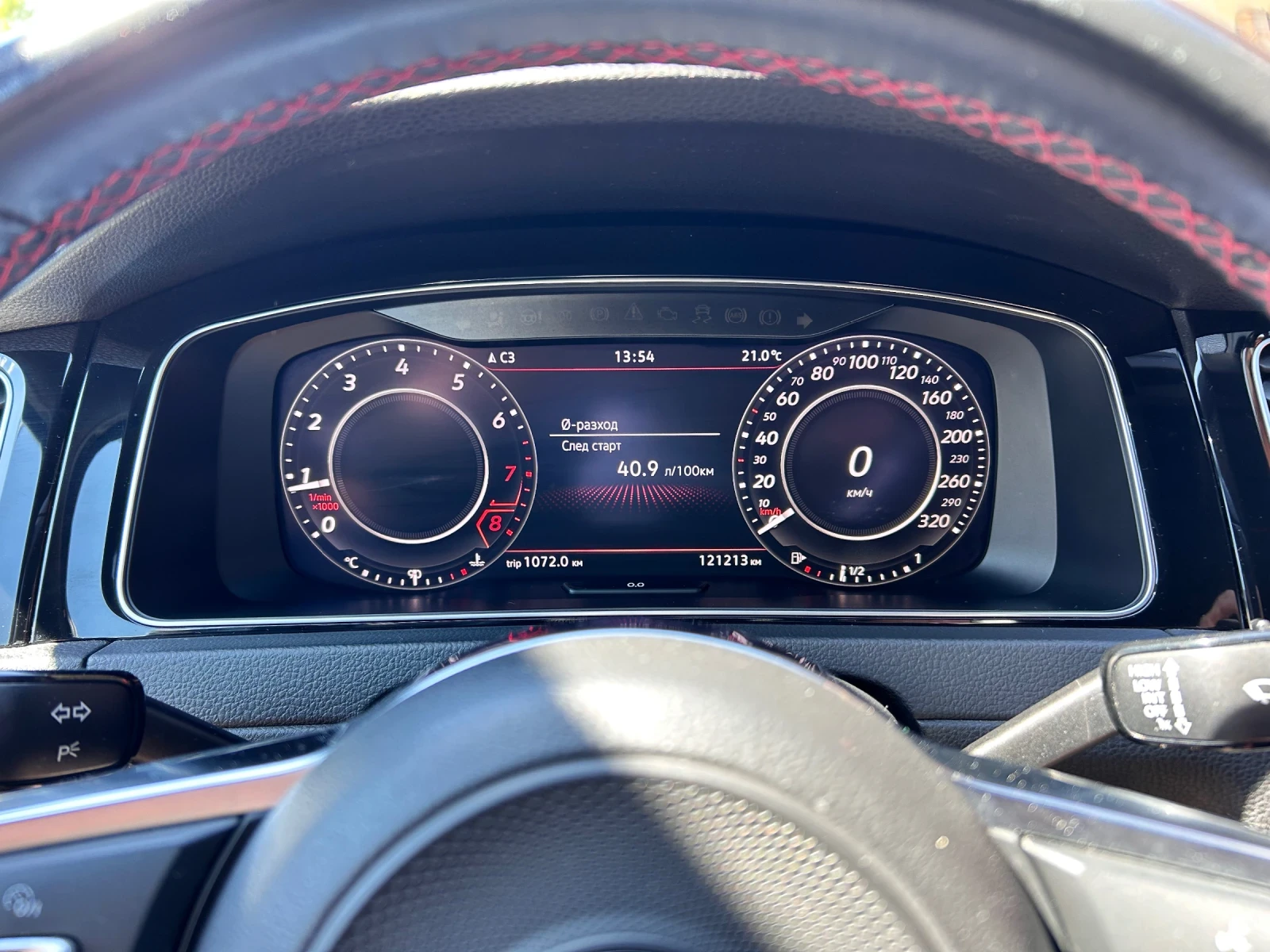 VW Golf GTI Performance 245к.с, снимка 11 - Автомобили и джипове - 55679149