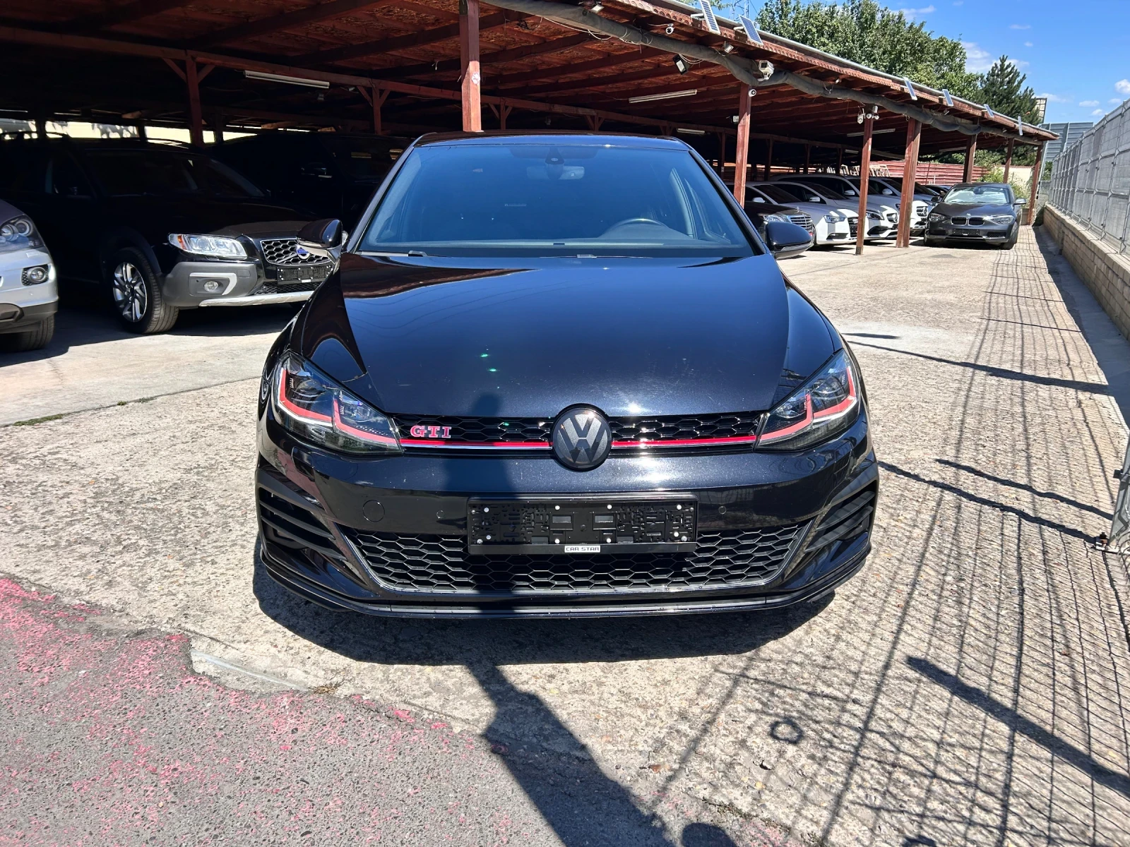 VW Golf GTI Performance 245к.с, снимка 6 - Автомобили и джипове - 55679149
