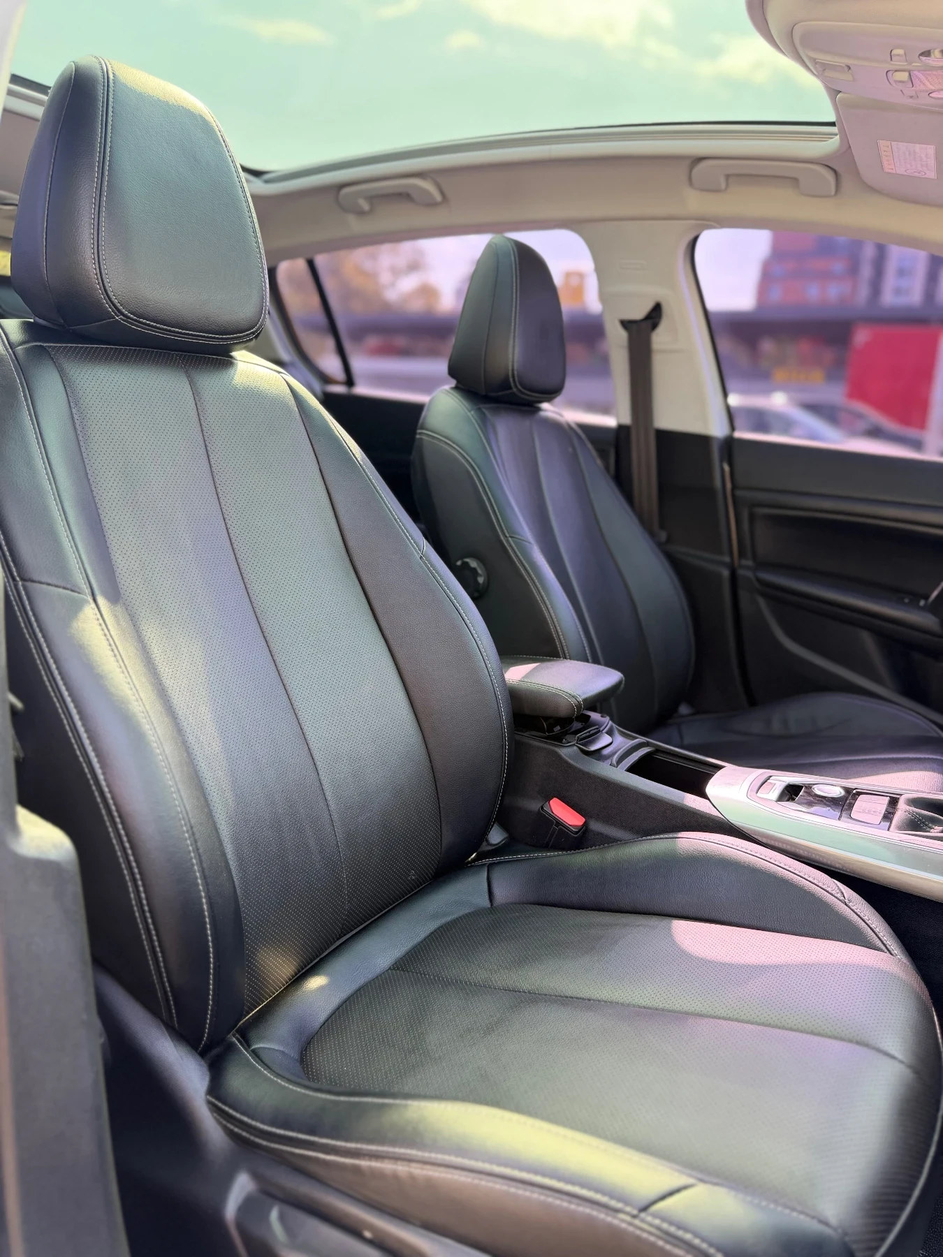 Peugeot 308 2.0HDI/140ХИЛ.КМ/АВТОМАТ, снимка 10 - Автомобили и джипове - 55826971