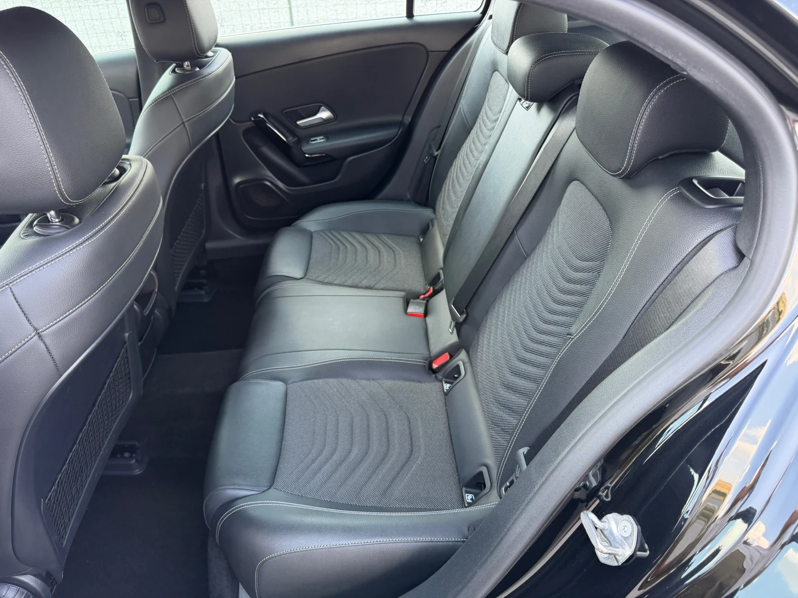 Mercedes-Benz A 180 1.5 DCI AUTOMATIC, снимка 8 - Автомобили и джипове - 55898825