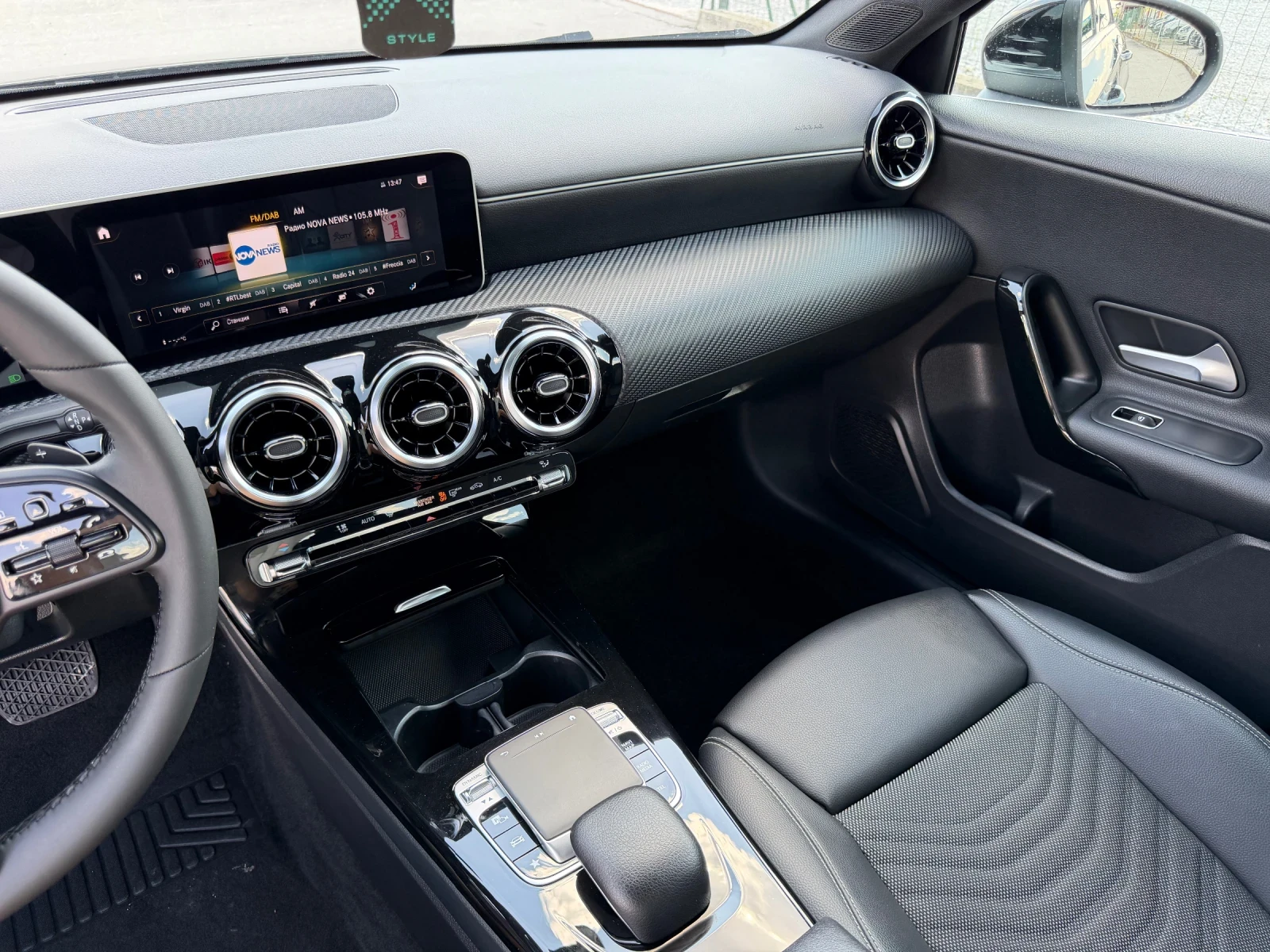 Mercedes-Benz A 180 1.5 DCI AUTOMATIC, снимка 15 - Автомобили и джипове - 55898825