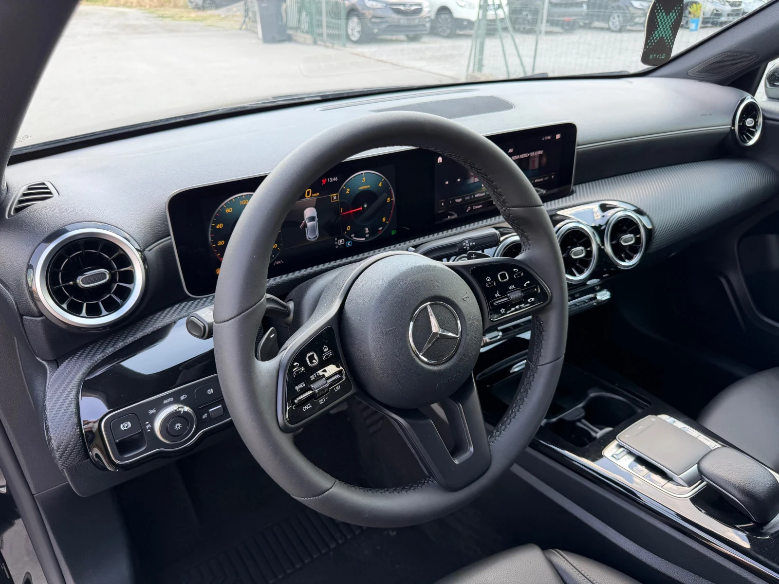 Mercedes-Benz A 180 1.5 DCI AUTOMATIC, снимка 11 - Автомобили и джипове - 55898825
