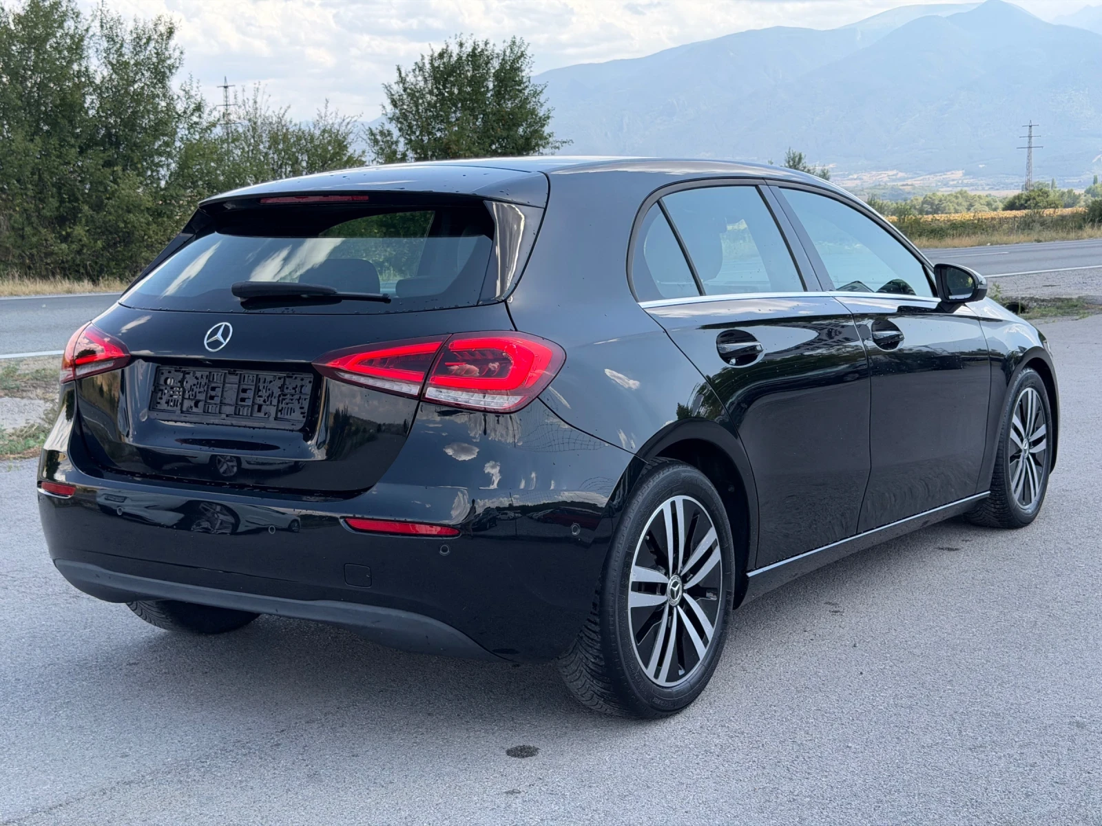 Mercedes-Benz A 180 1.5 DCI AUTOMATIC, снимка 4 - Автомобили и джипове - 55898825