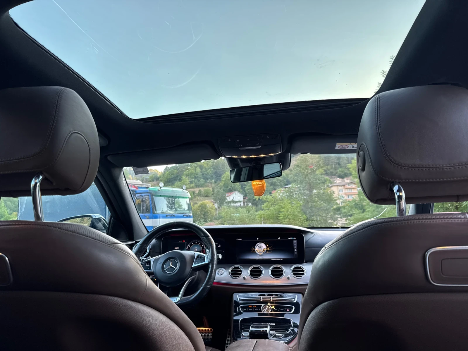 Mercedes-Benz E 63 AMG Mercedes-AMG E63s 4MATIC+ , снимка 12 - Автомобили и джипове - 56029648