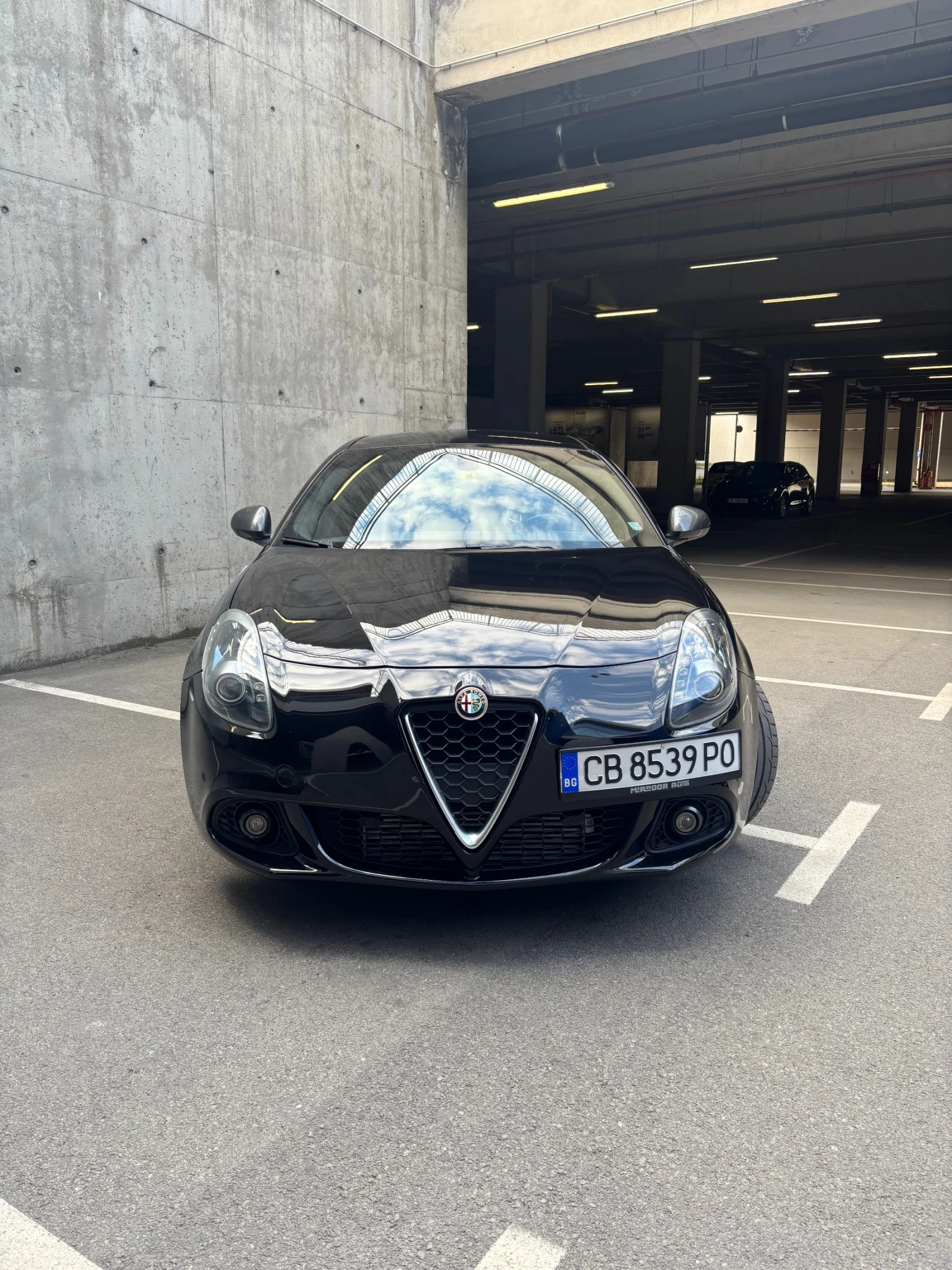 Alfa Romeo Giulietta quadrifoglio, снимка 2 - Автомобили и джипове - 56038760