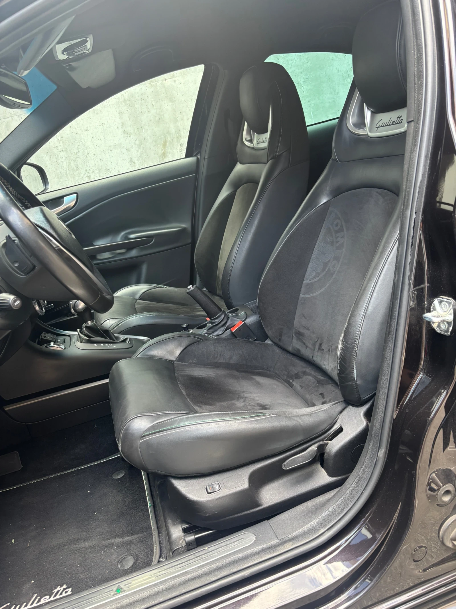 Alfa Romeo Giulietta quadrifoglio, снимка 5 - Автомобили и джипове - 56038760