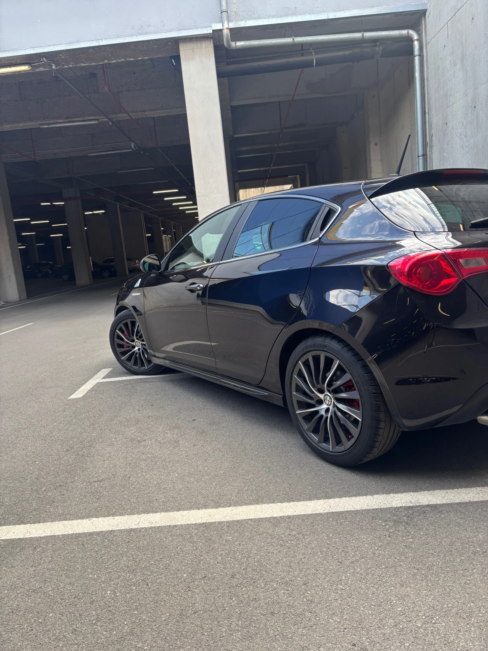 Alfa Romeo Giulietta quadrifoglio, снимка 3 - Автомобили и джипове - 56038760
