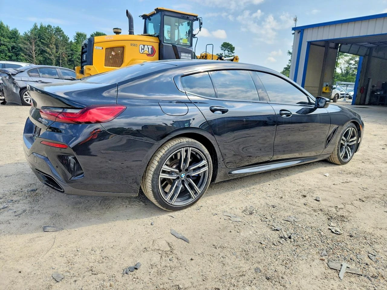 BMW M8 4.4l 50Xi, снимка 3 - Автомобили и джипове - 56224314