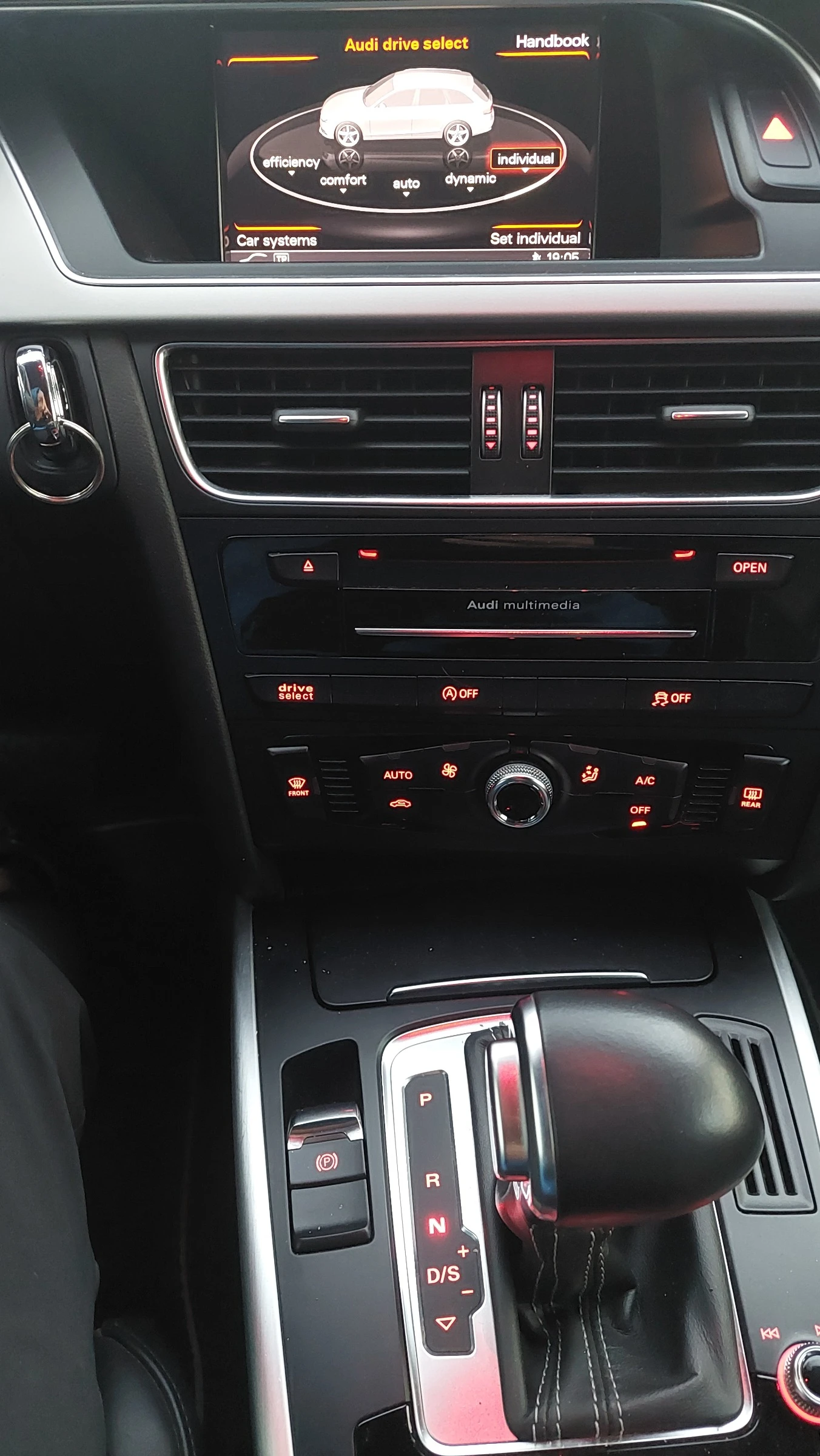 Audi A4 S-line, снимка 12 - Автомобили и джипове - 56376646