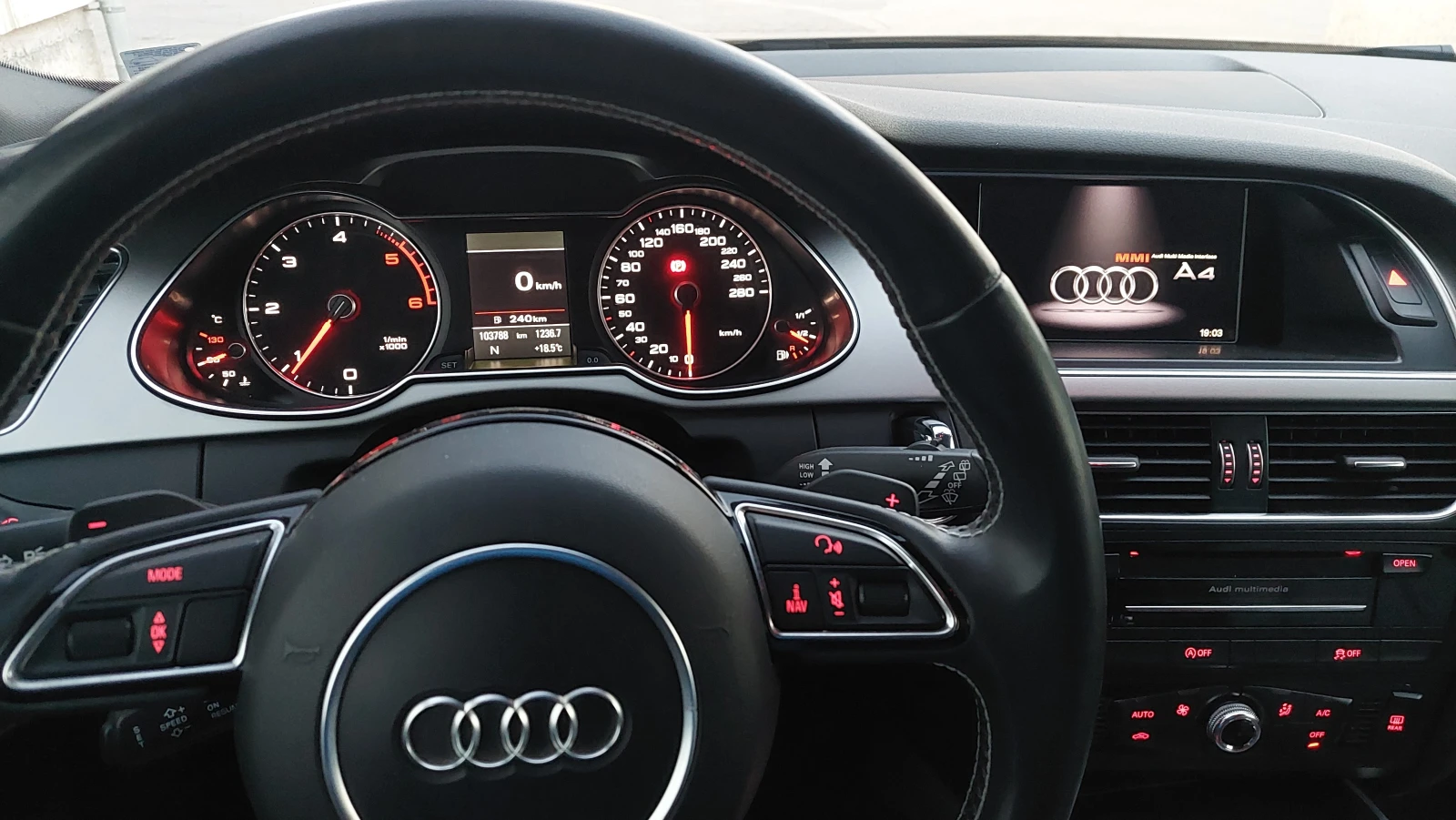 Audi A4 S-line, снимка 10 - Автомобили и джипове - 56376646