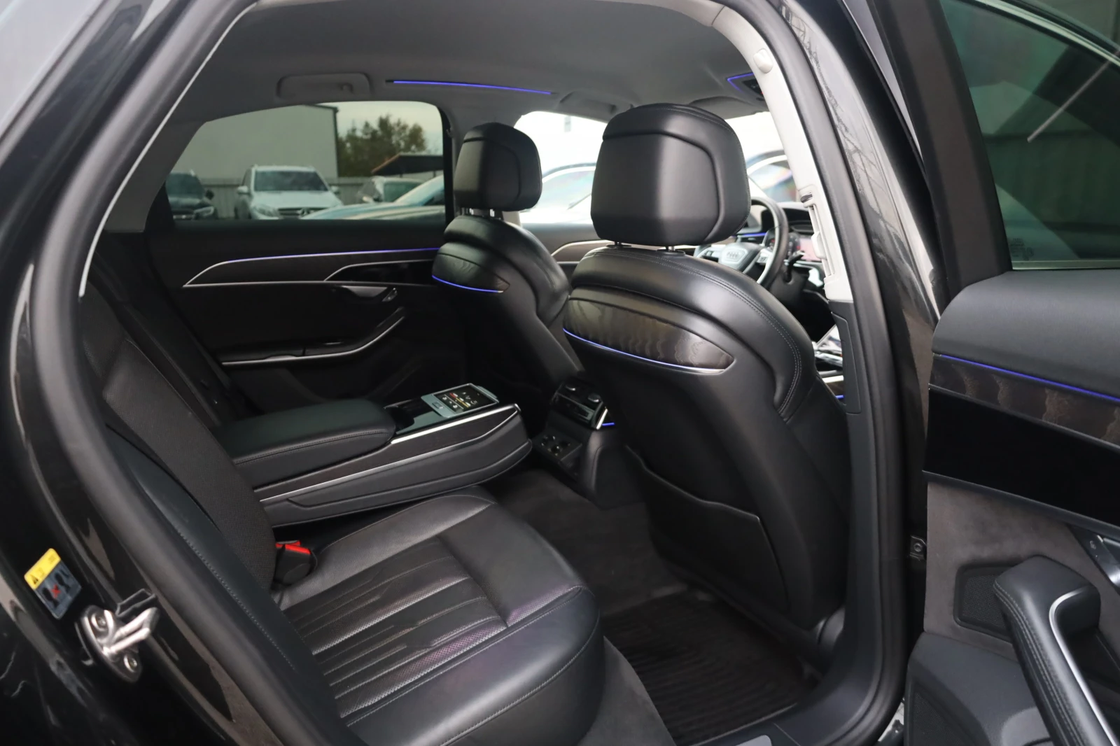 Audi A8 50TDI Quattro MASSAGE LASER SoftClose ACC Обдухв