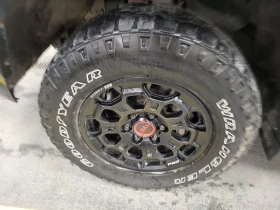 Toyota Tundra * Limited Hybrid * CARFAX *    | Mobile.bg    6