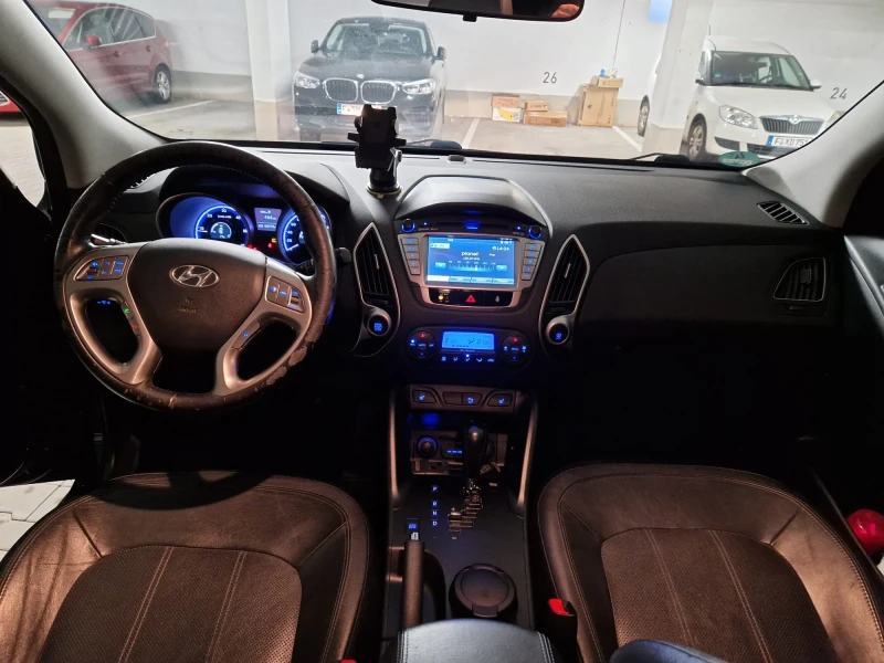 Hyundai IX35, снимка 11 - Автомобили и джипове - 48260447