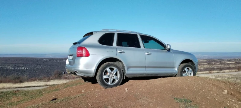 Porsche Cayenne 3.2, снимка 8 - Автомобили и джипове - 49341784