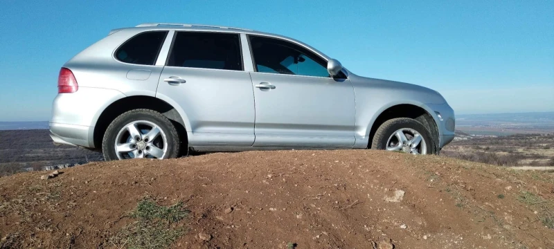 Porsche Cayenne 3.2, снимка 7 - Автомобили и джипове - 49341784