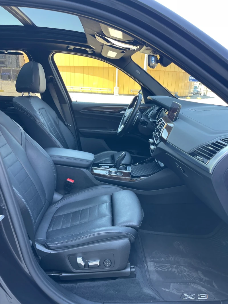 BMW X3 3.0 I Xdrive Full Loaded, снимка 16 - Автомобили и джипове - 51309678
