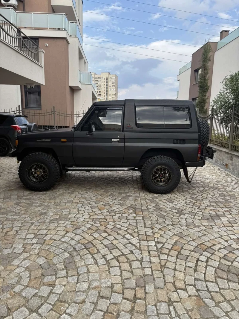 Toyota Land cruiser, снимка 3 - Автомобили и джипове - 51342950