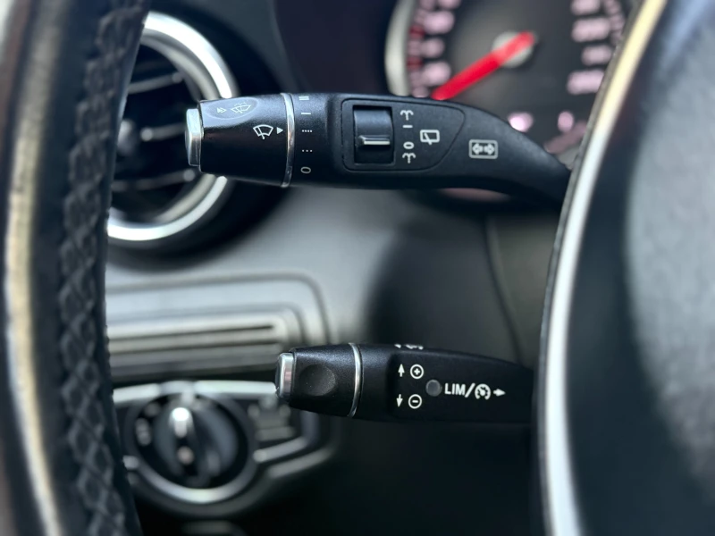 Mercedes-Benz GLC 250 6 МЕСЕЦА ГАРАНЦИЯ/204к.с. 4 Matic, снимка 16 - Автомобили и джипове - 52253796