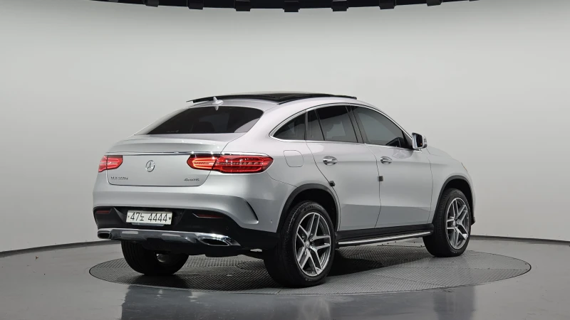 Mercedes-Benz GLE Coupe 350d Пълна сервизна история !!!, снимка 2 - Автомобили и джипове - 52829996