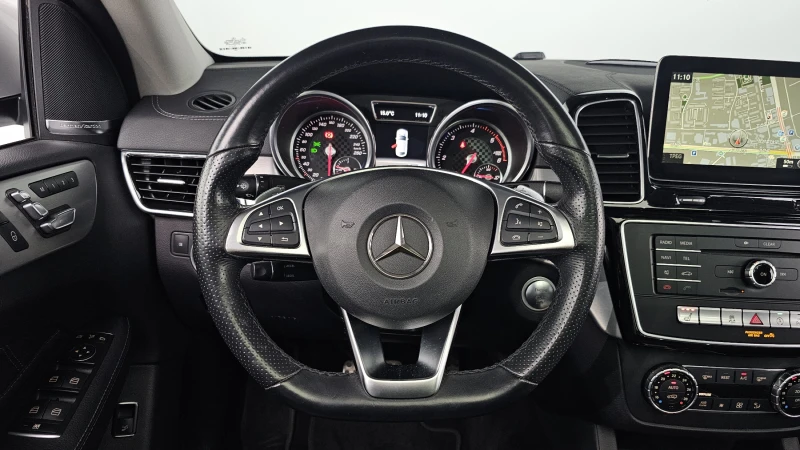 Mercedes-Benz GLE Coupe 350d Пълна сервизна история !!!, снимка 9 - Автомобили и джипове - 52829996