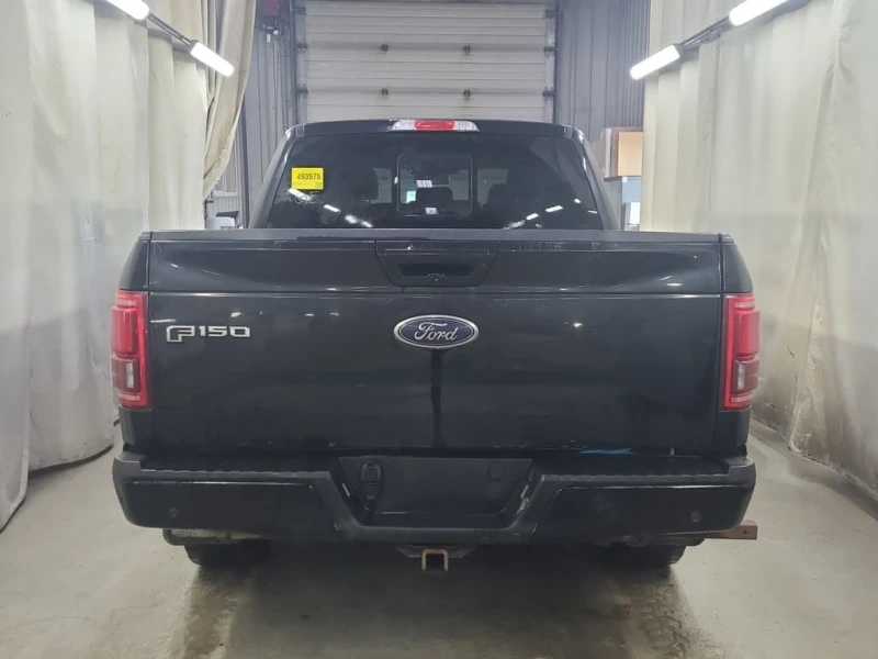 Ford F150 * LARIAT CREW CAB SHORT BED * CARFAX * БЕЗ ПЪРВОНА, снимка 6 - Автомобили и джипове - 53098220