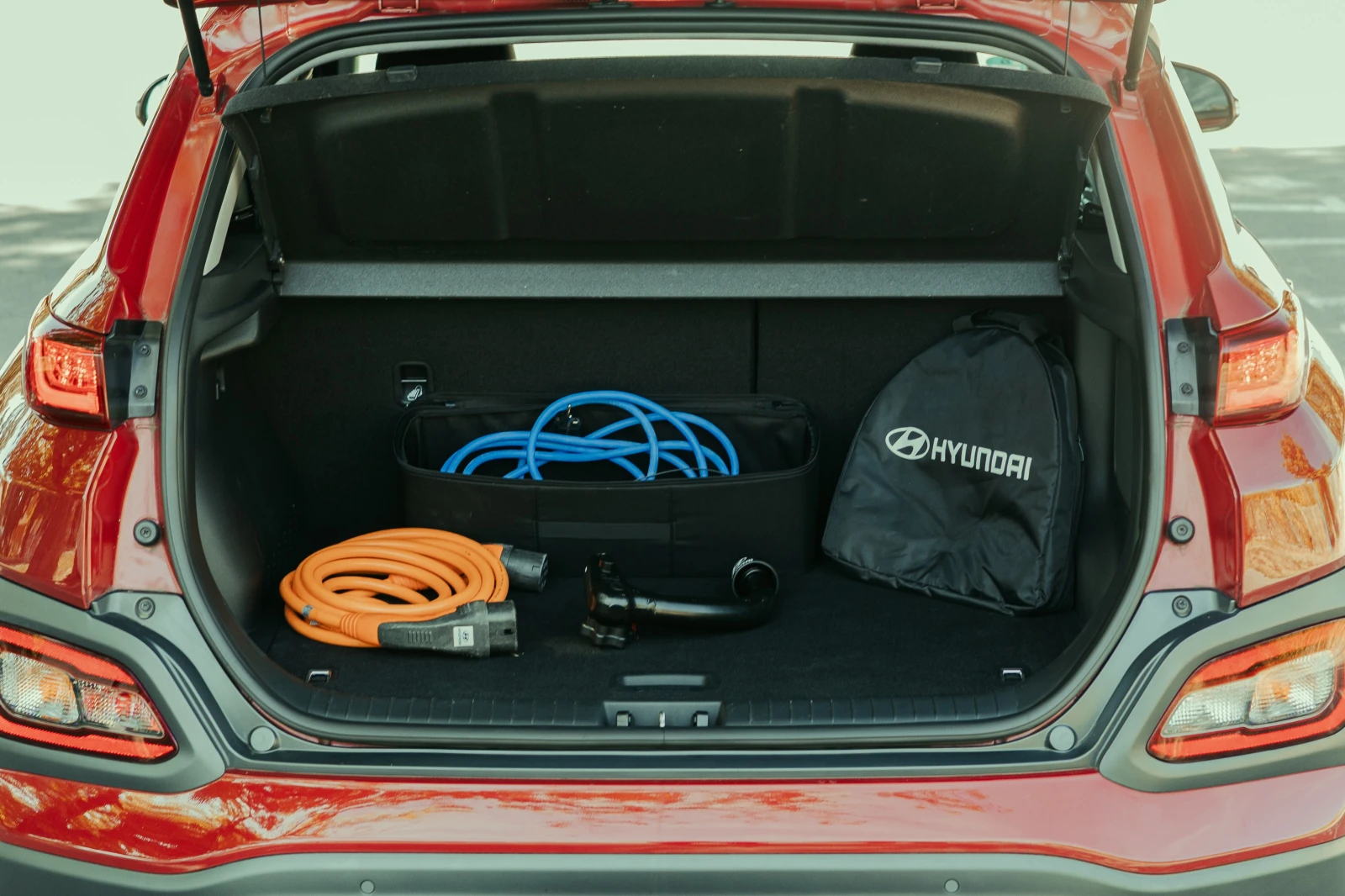 Hyundai Kona 25000  T 64kWh 204  | Mobile.bg   14