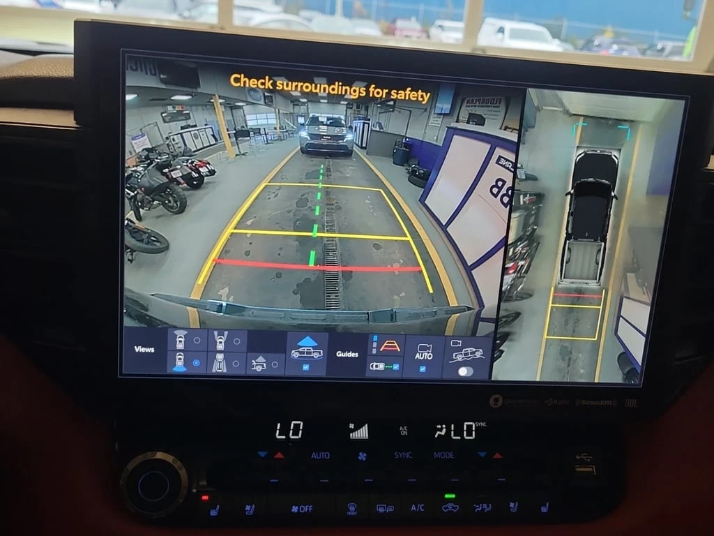 Toyota Tundra * Limited Hybrid * CARFAX *    | Mobile.bg   17