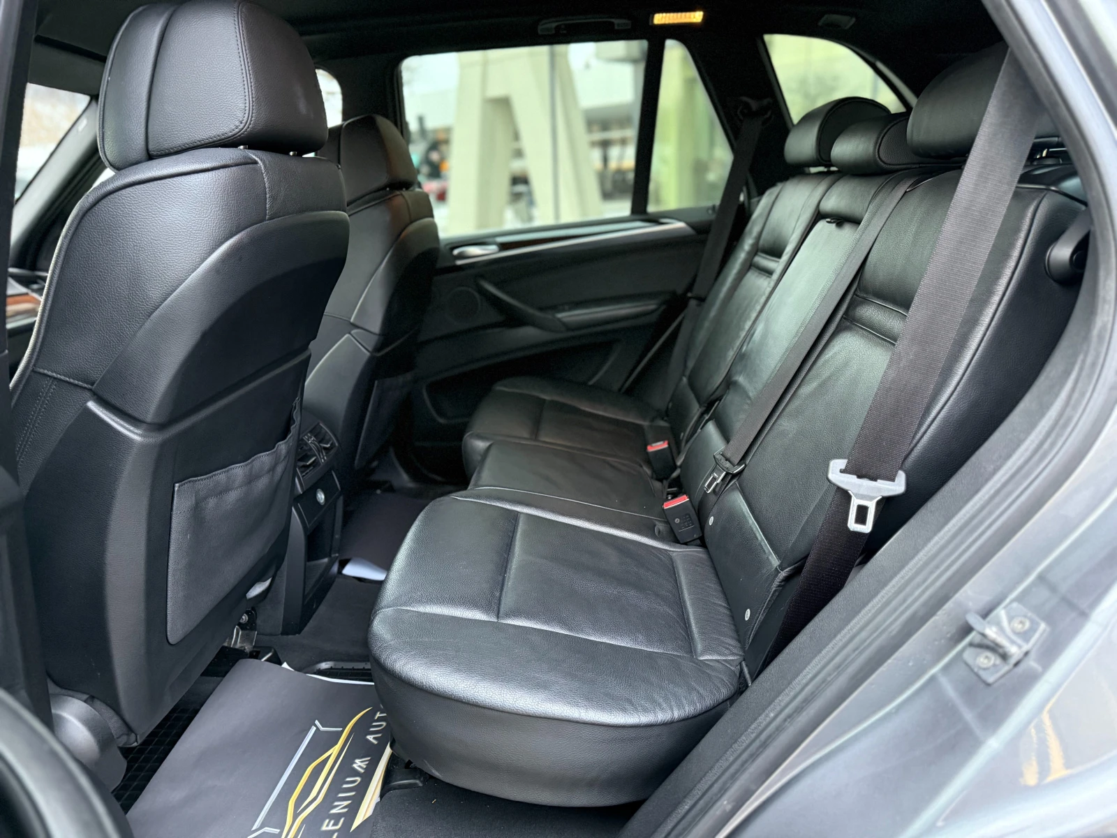 BMW X5 6 МЕСЕЦА ГАРАНЦИЯ/3.0D 245к.с. M Pack 7 Местен - изображение 8