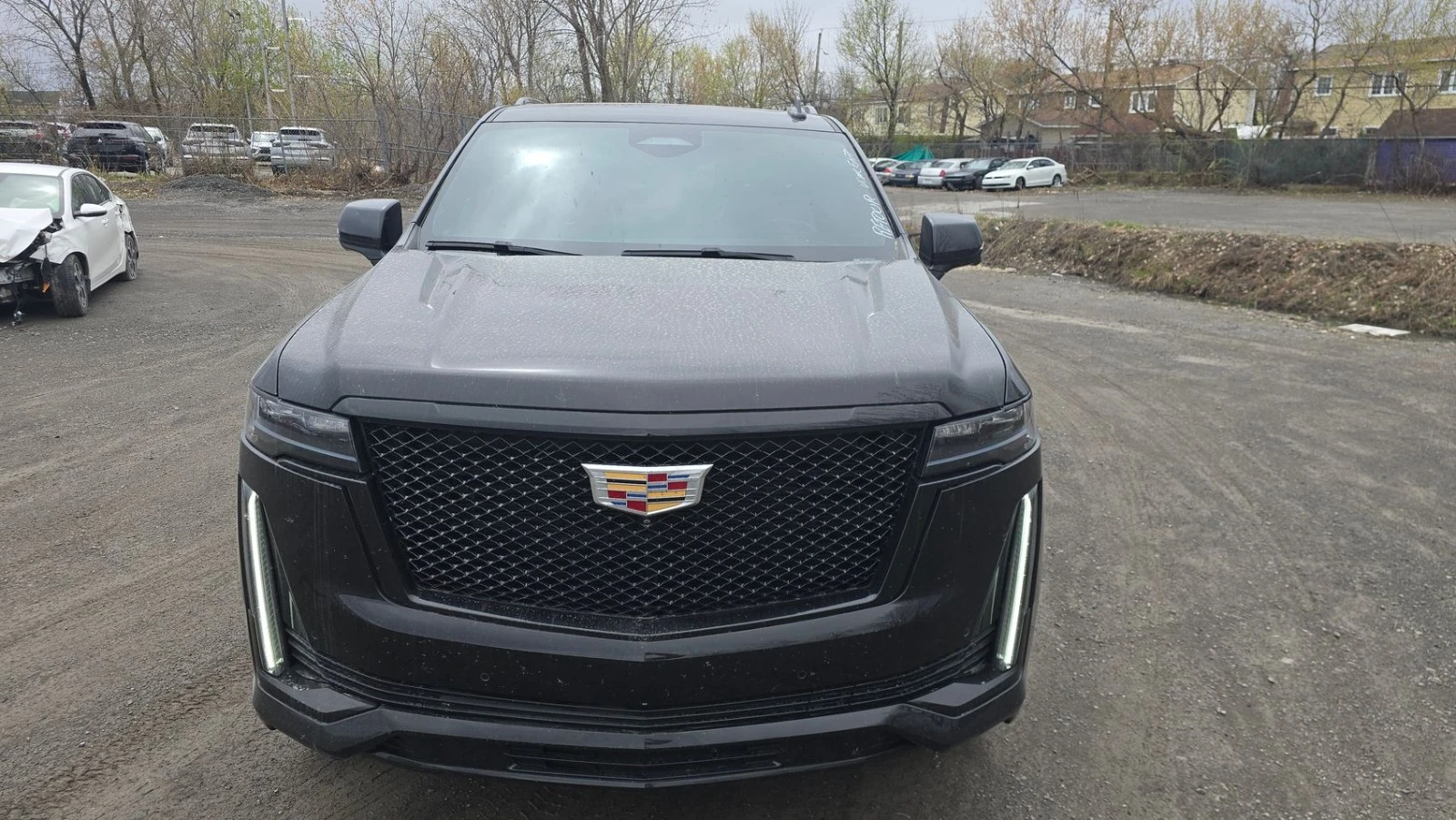 Cadillac Escalade ESV, снимка 2 - Автомобили и джипове - 54384557