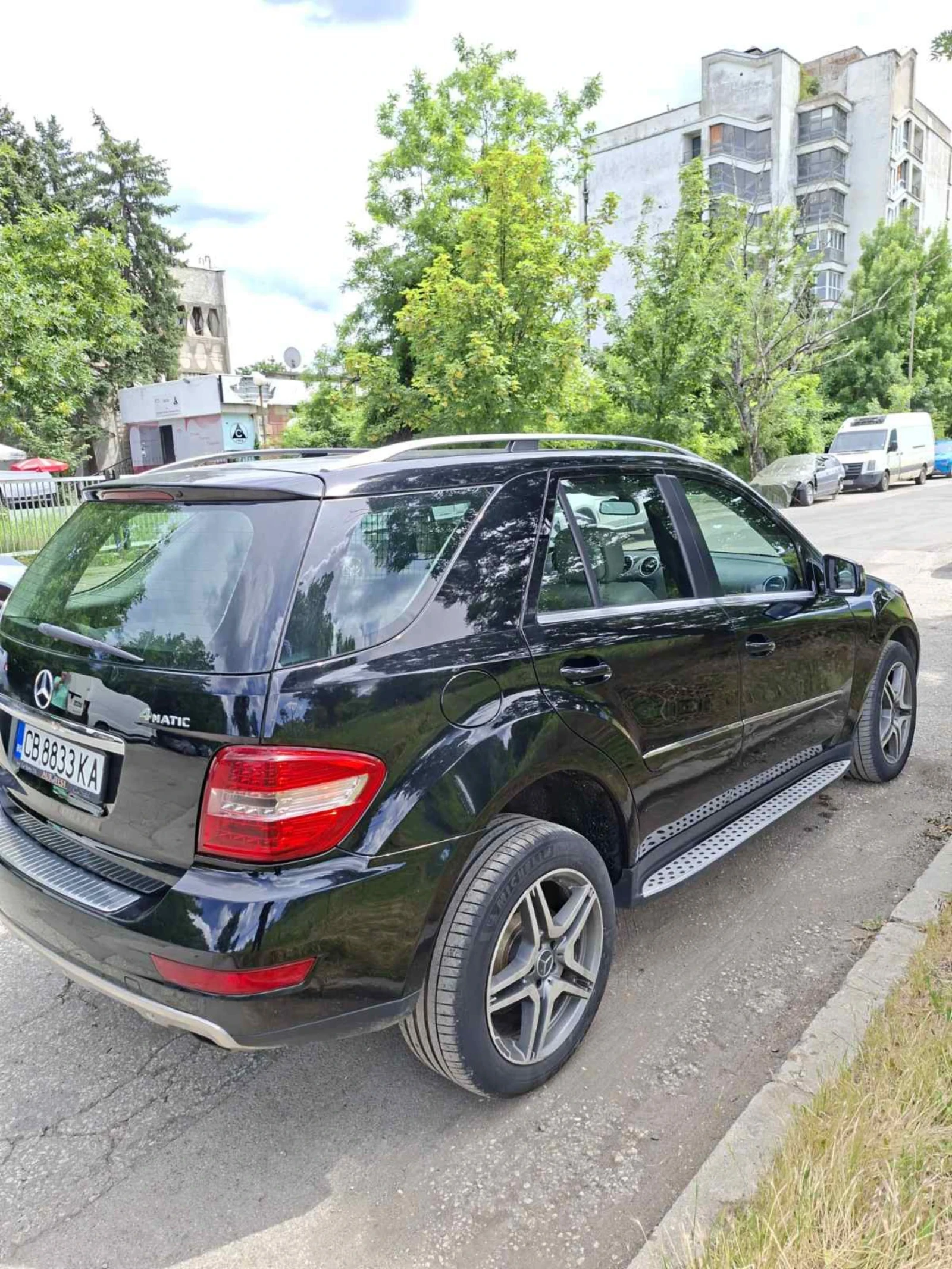 Mercedes-Benz ML 300 CDI, снимка 5 - Автомобили и джипове - 54944039