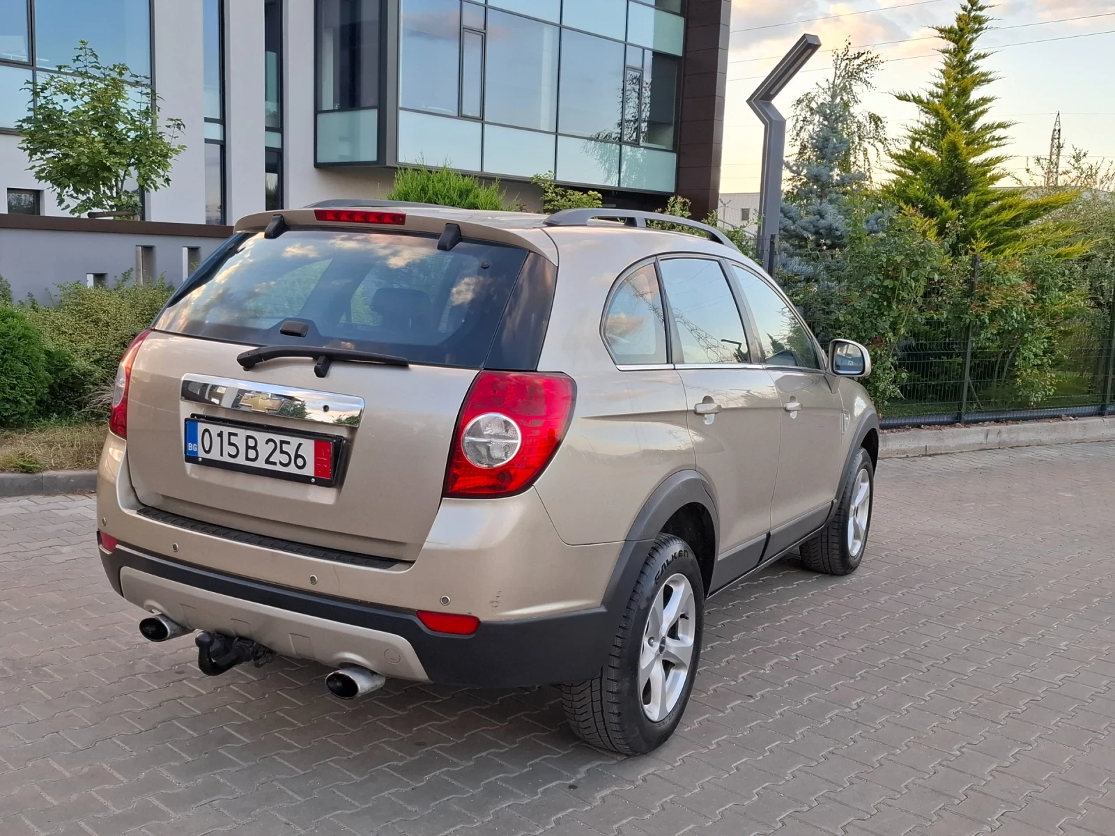 Chevrolet Captiva 2.0CDTI* (150кс)* KOЖА* HOB BHOC* * , снимка 14 - Автомобили и джипове - 55286723