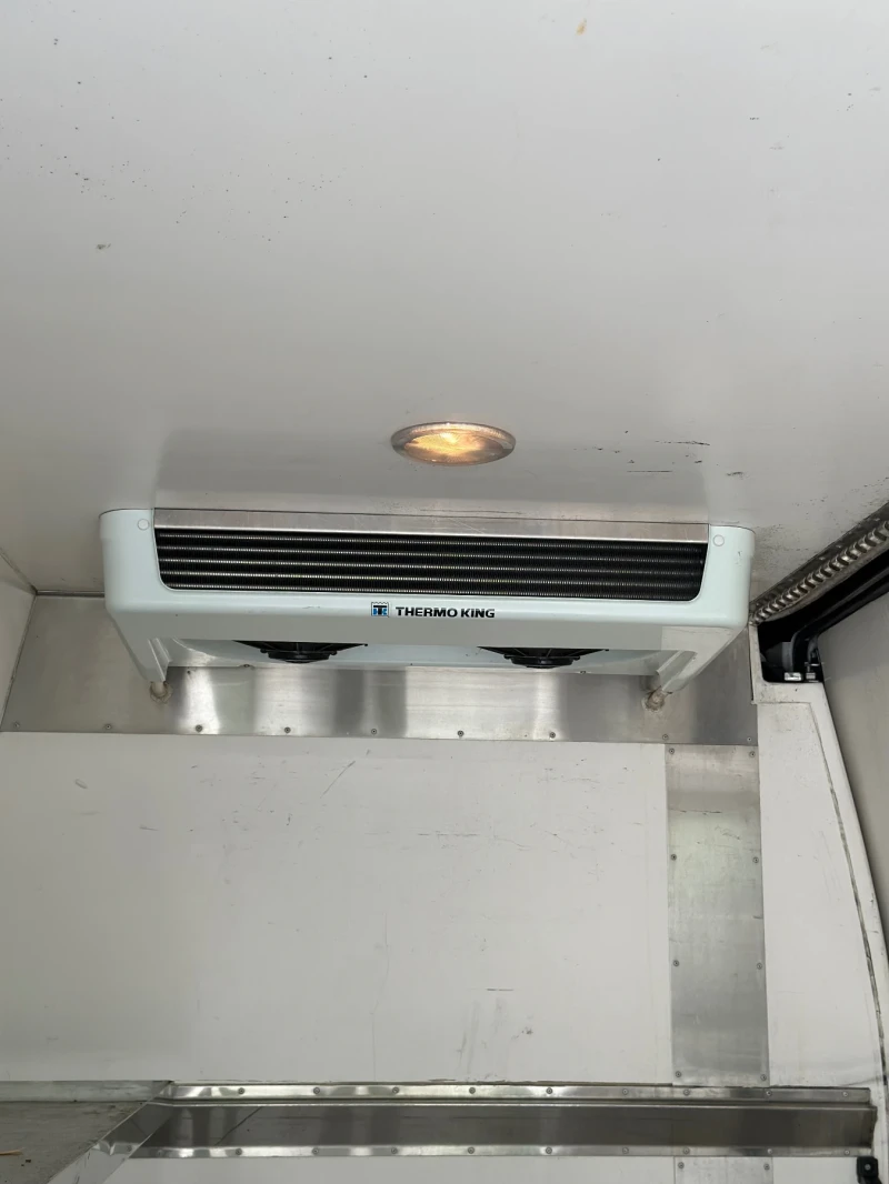 Iveco 35c18 НОВ ВНОС!ХЛАДИЛЕН!, снимка 6 - Бусове и автобуси - 50682936