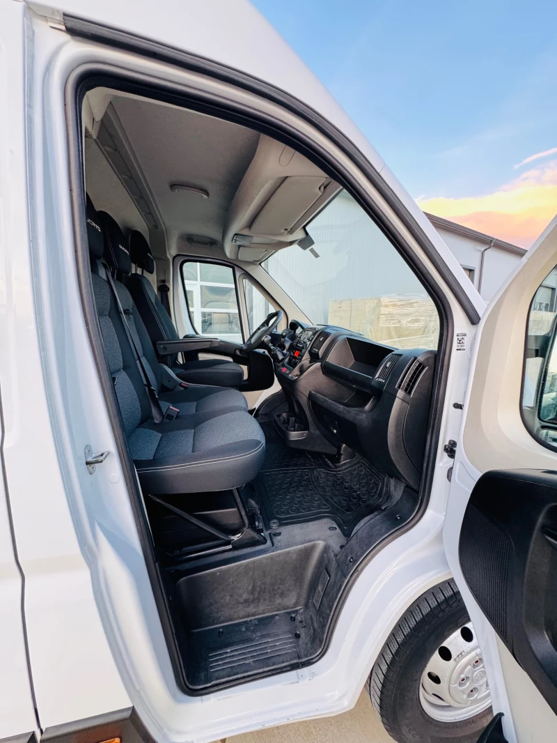 Fiat Ducato Немски!MAXI!LED!КАТО НОВ!ТОП!ТОП!ТОП!НАВИ!КЛИМАТР!, снимка 6 - Бусове и автобуси - 52483233