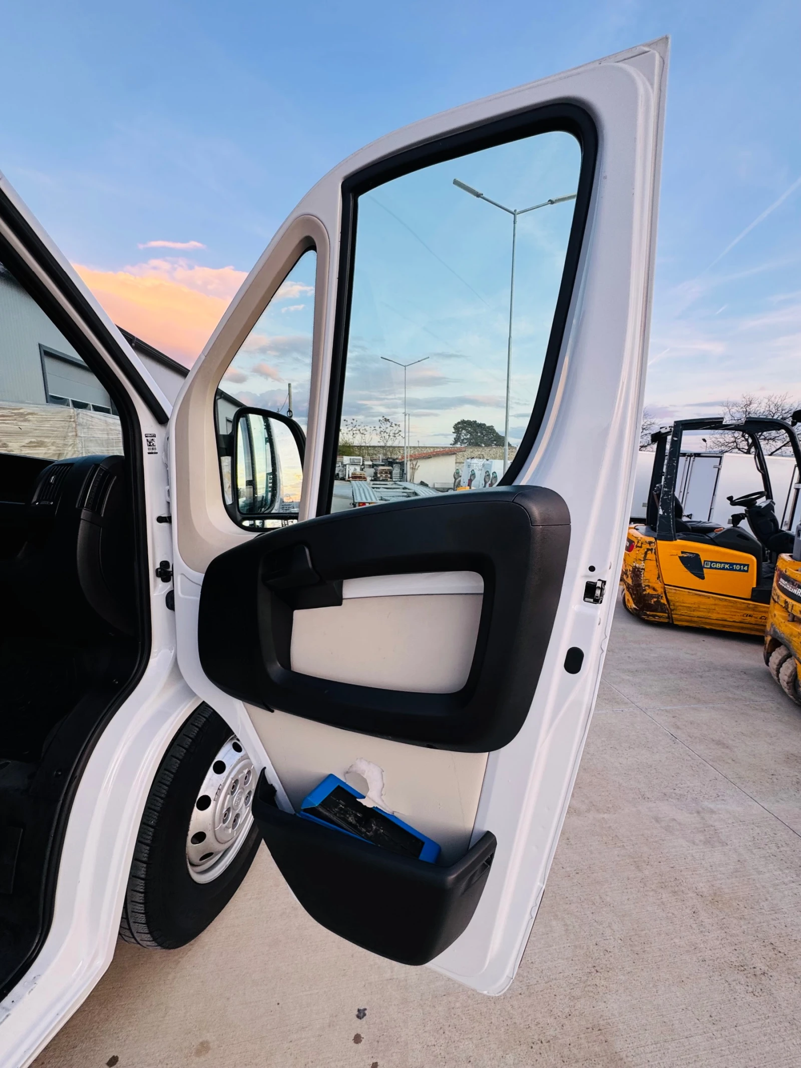 Fiat Ducato Немски!MAXI!LED!КАТО НОВ!ТОП!ТОП!ТОП!НАВИ!КЛИМАТР! - изображение 7