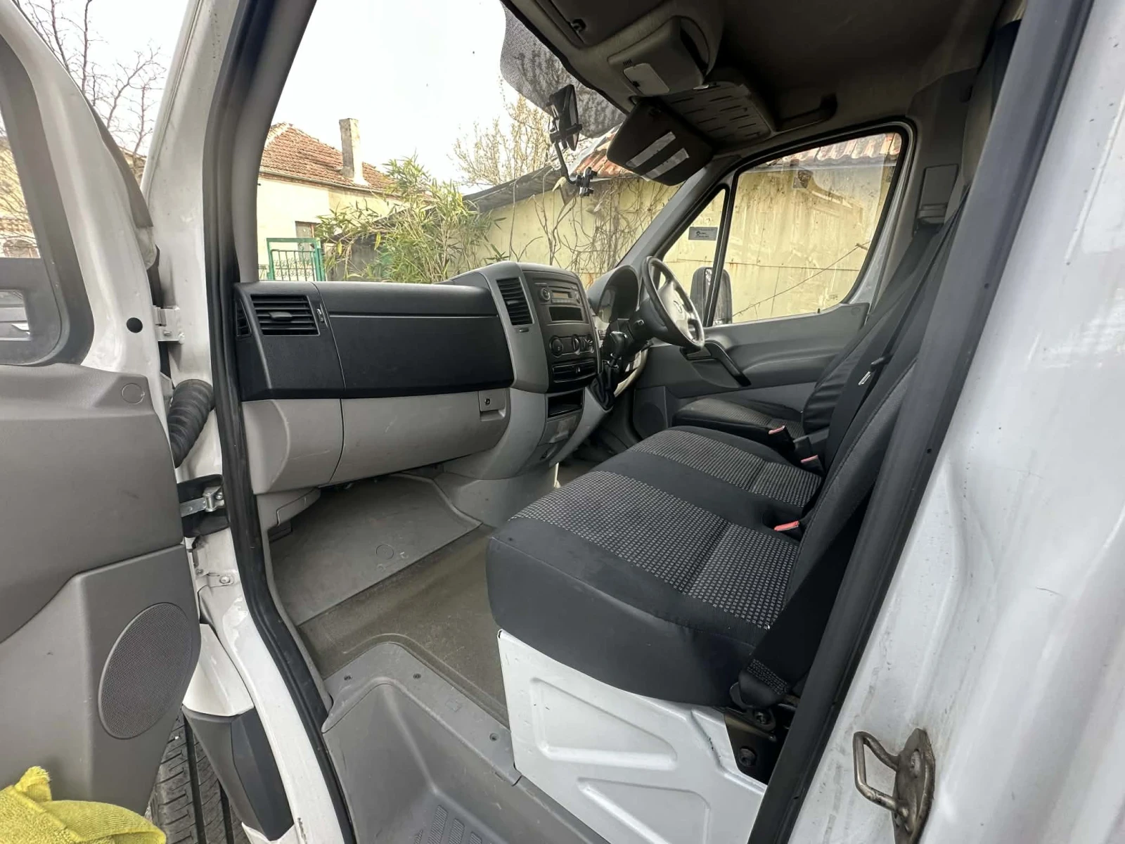 Mercedes-Benz Sprinter 313 2.2CDI 130кс, снимка 5 - Бусове и автобуси - 54230849