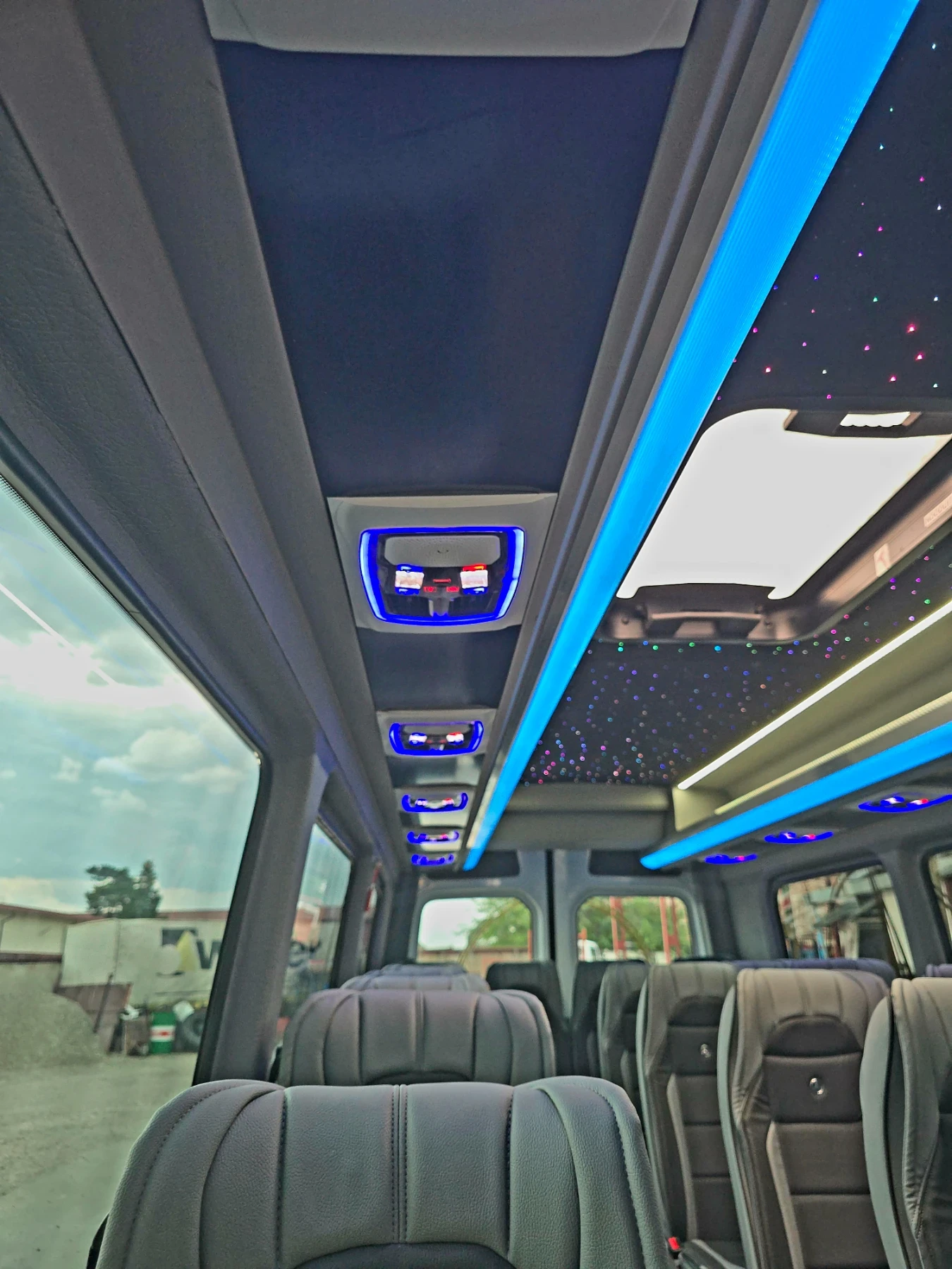 Mercedes-Benz Sprinter 516, снимка 10 - Бусове и автобуси - 55205855