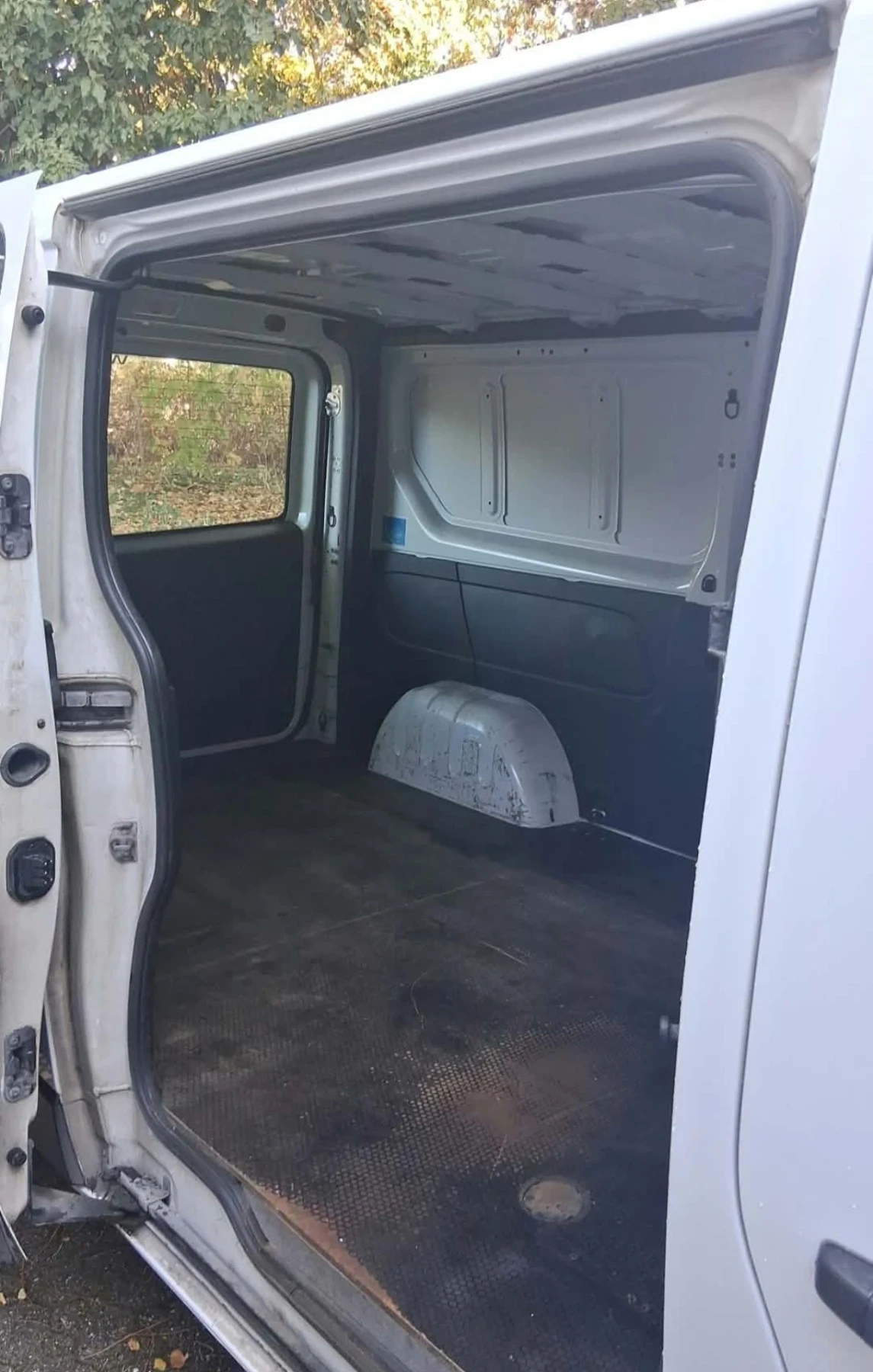 Nissan NV300 1L | Mobile.bg � ����������� 5