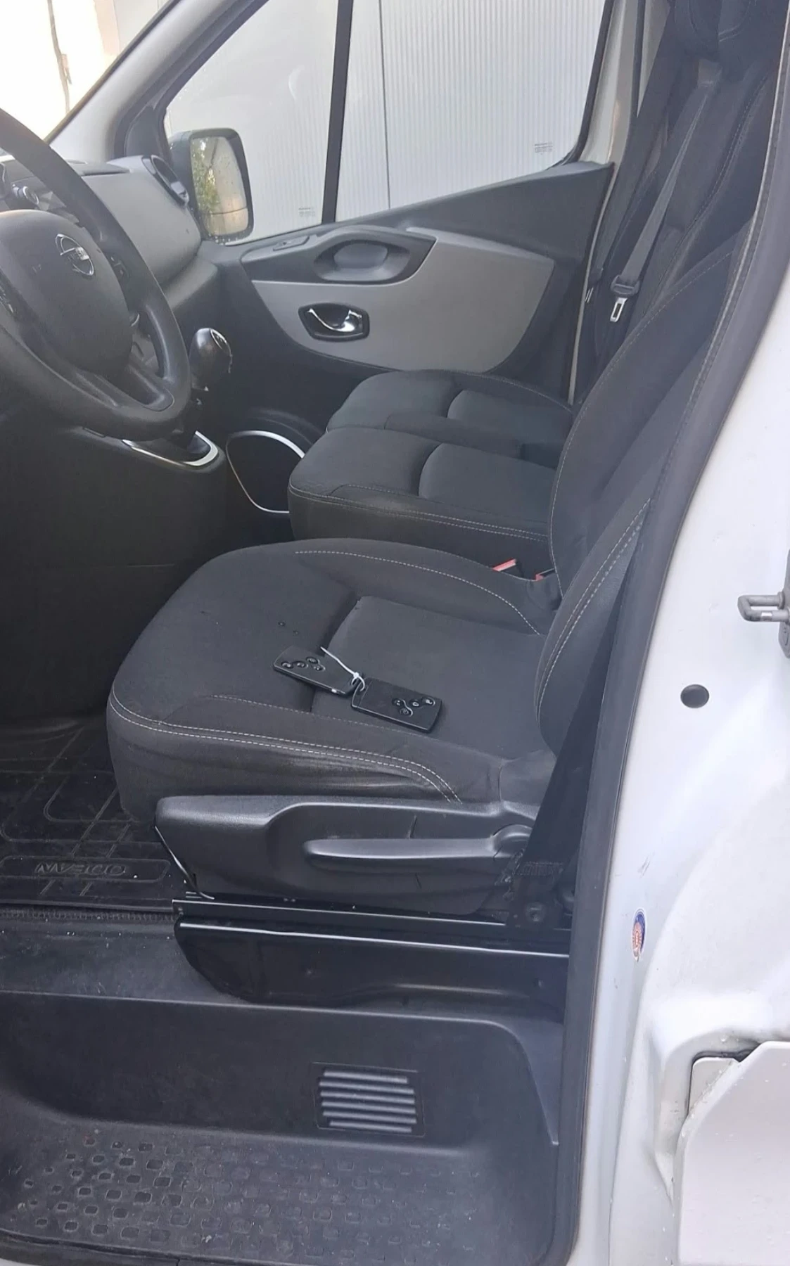 Nissan NV300 1L | Mobile.bg � ����������� 10