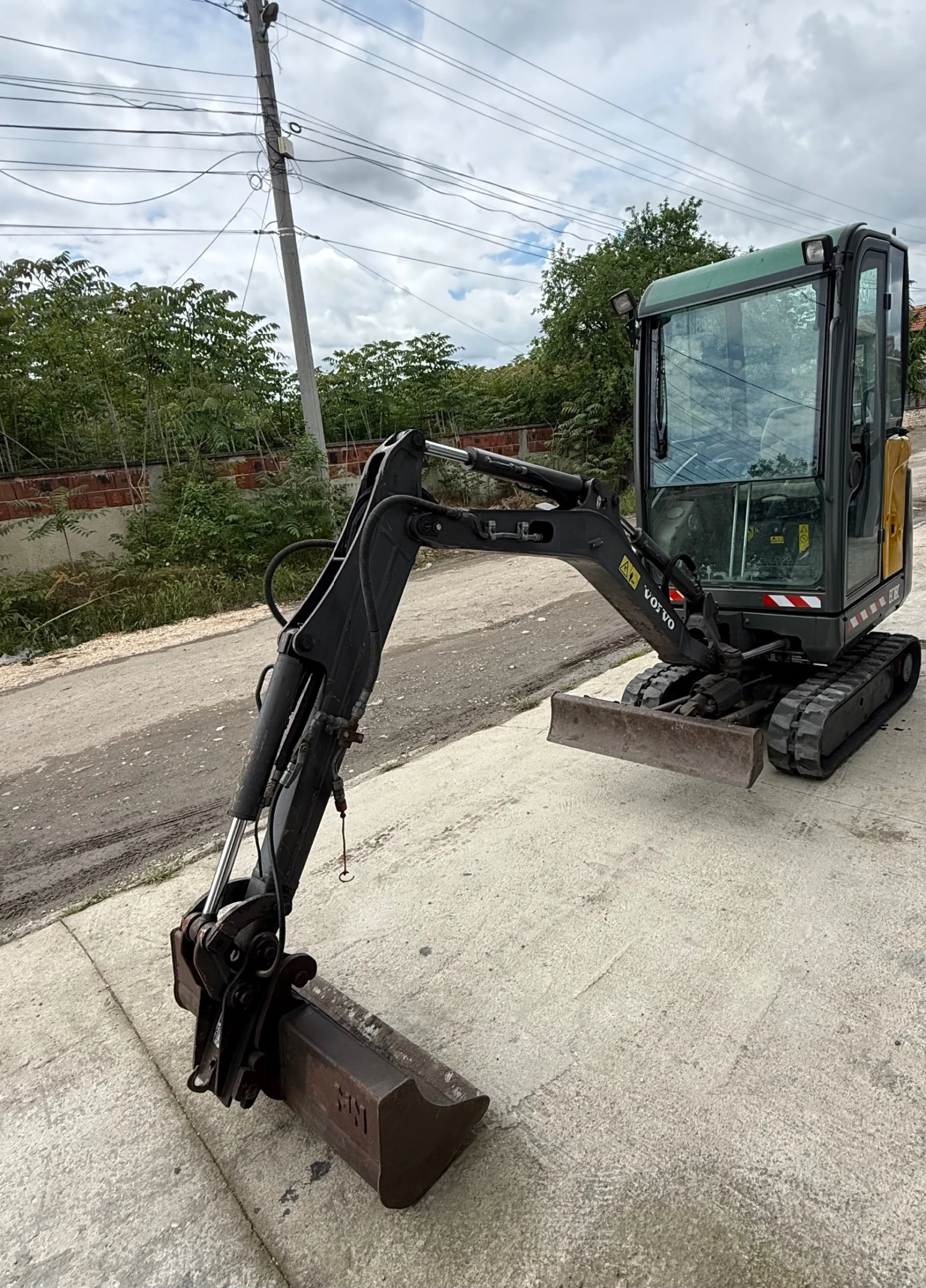 ����� Volvo EC18C | Mobile.bg � ����������� 2
