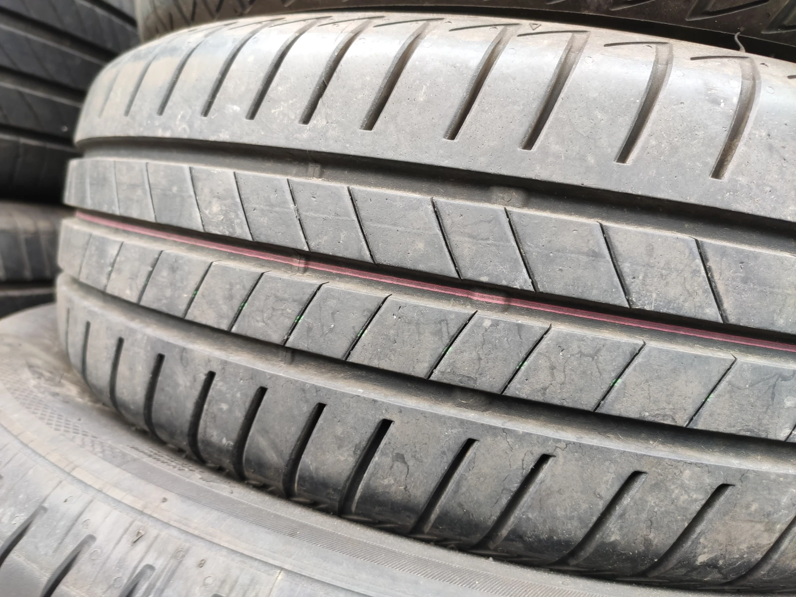 Гуми Летни 175/55R15, снимка 4 - Гуми и джанти - 54987197