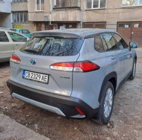 Toyota Corolla Cross 2.0 hybrid ЧИСТО НОВ , снимка 5