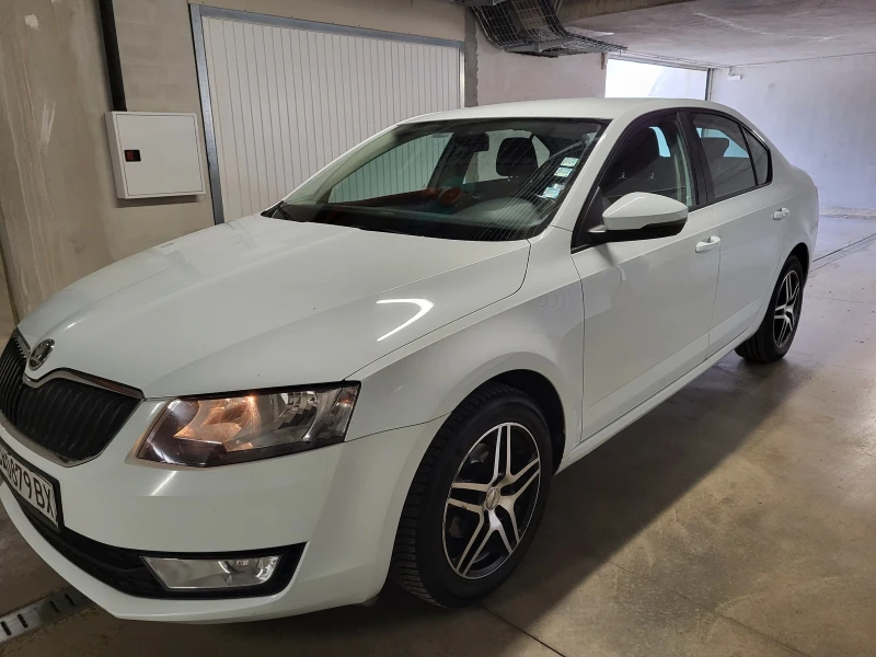 Skoda Octavia, снимка 3 - Автомобили и джипове - 47504471