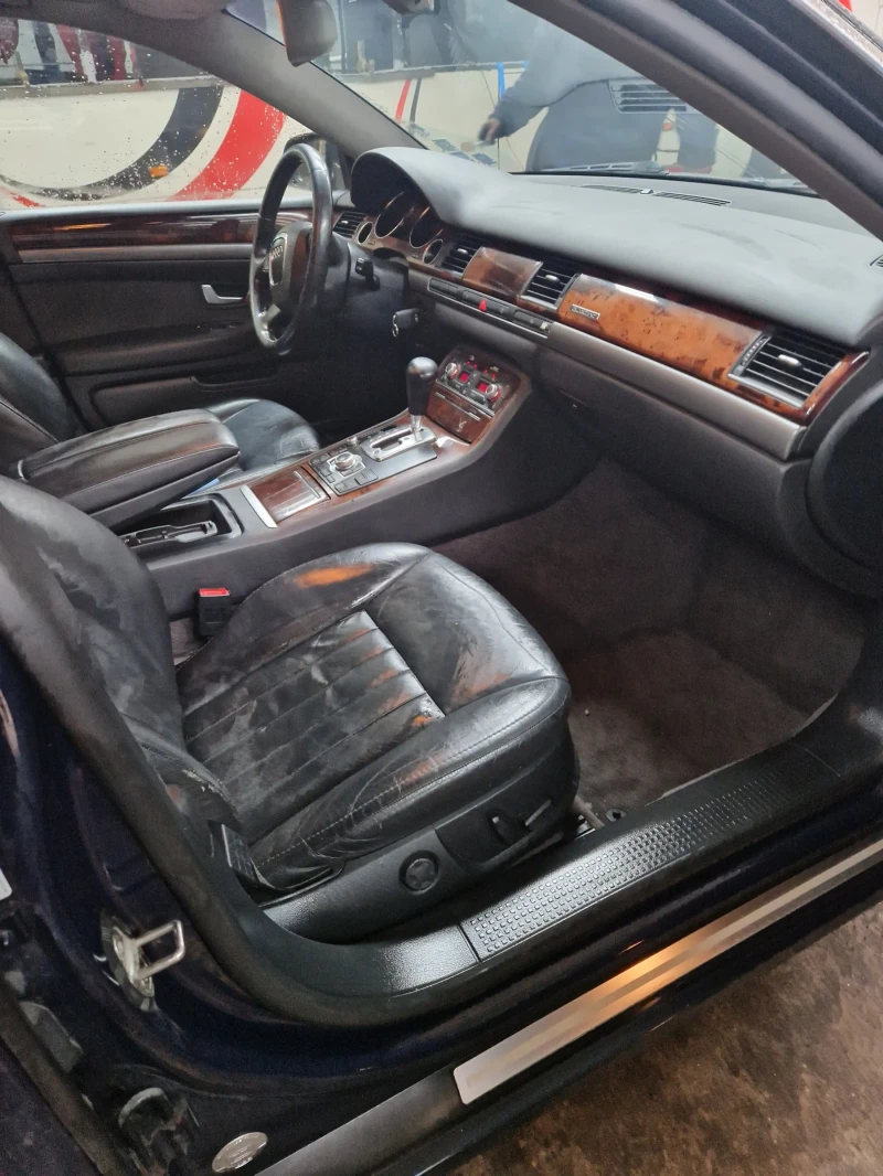 Audi A8, снимка 7 - Автомобили и джипове - 48220735